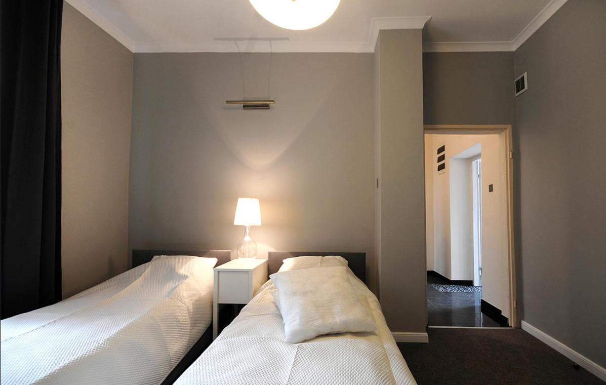 One-Bedroom Apartment (2 Adults) - Photo 3