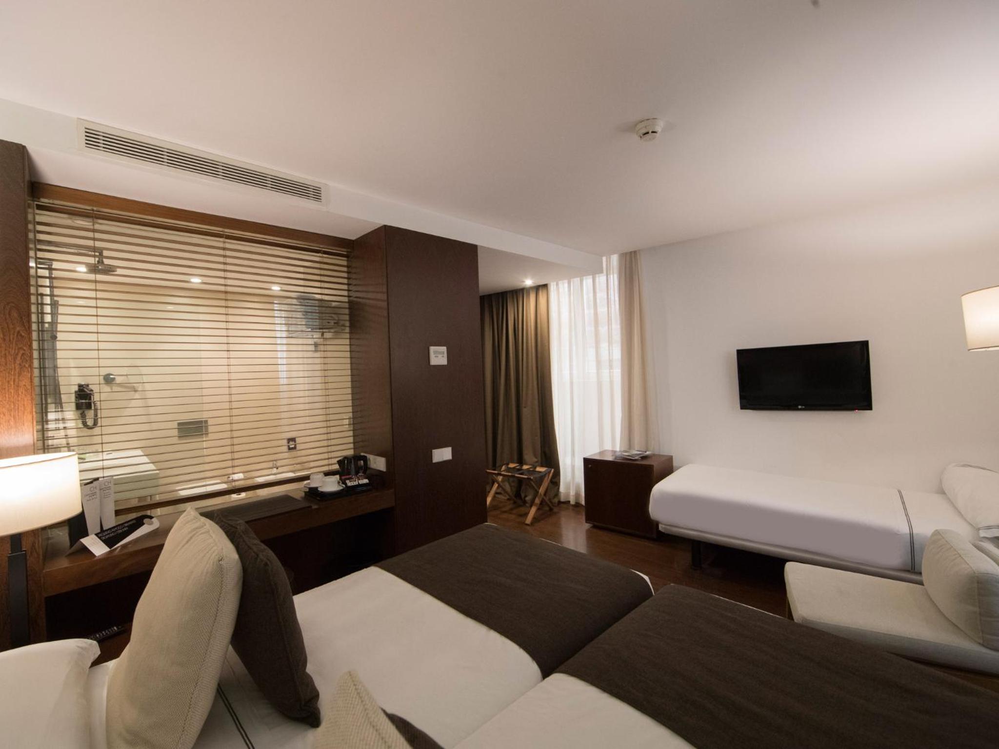 Triple Room - Photo 2