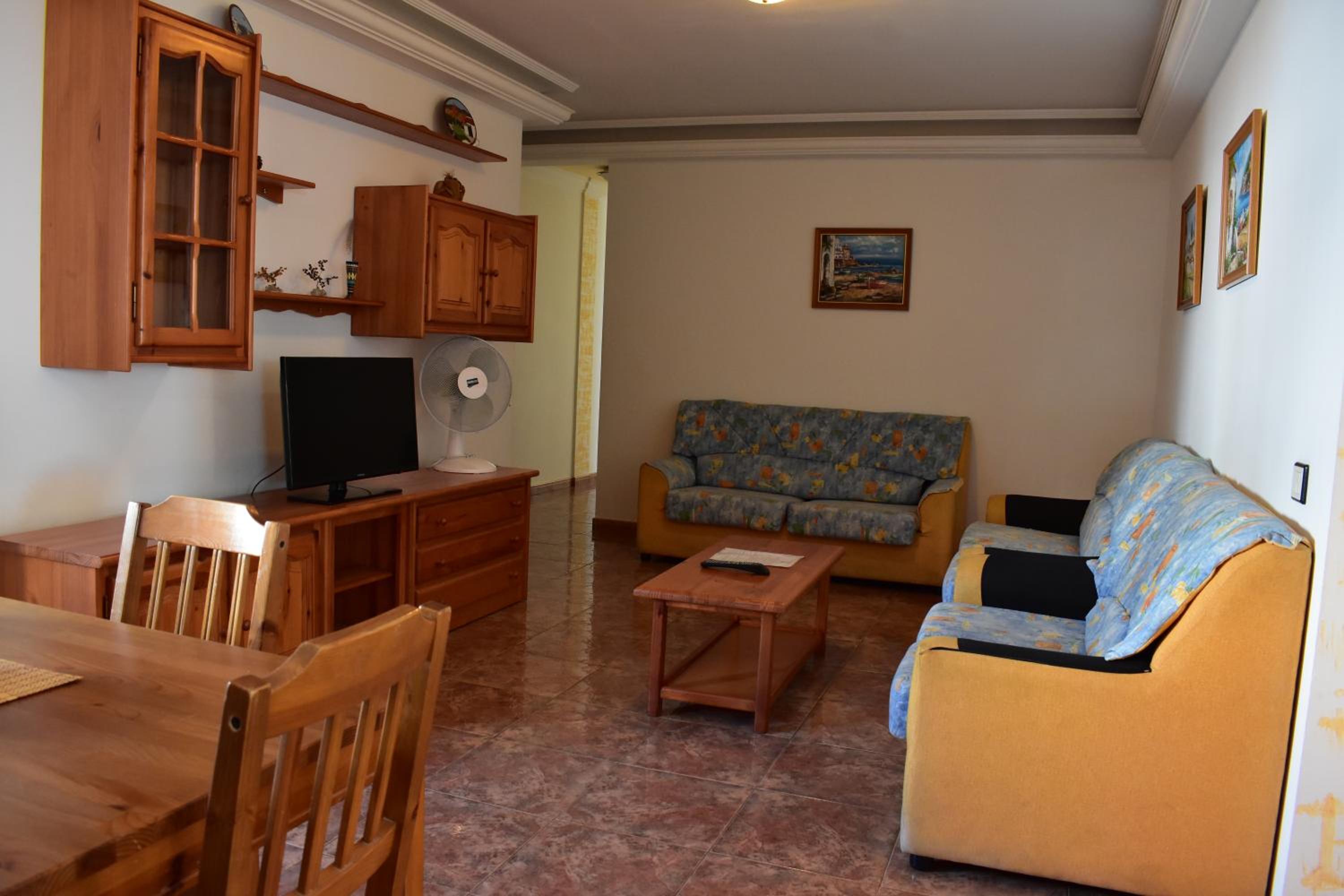 Three-Bedroom Apartment photo 2