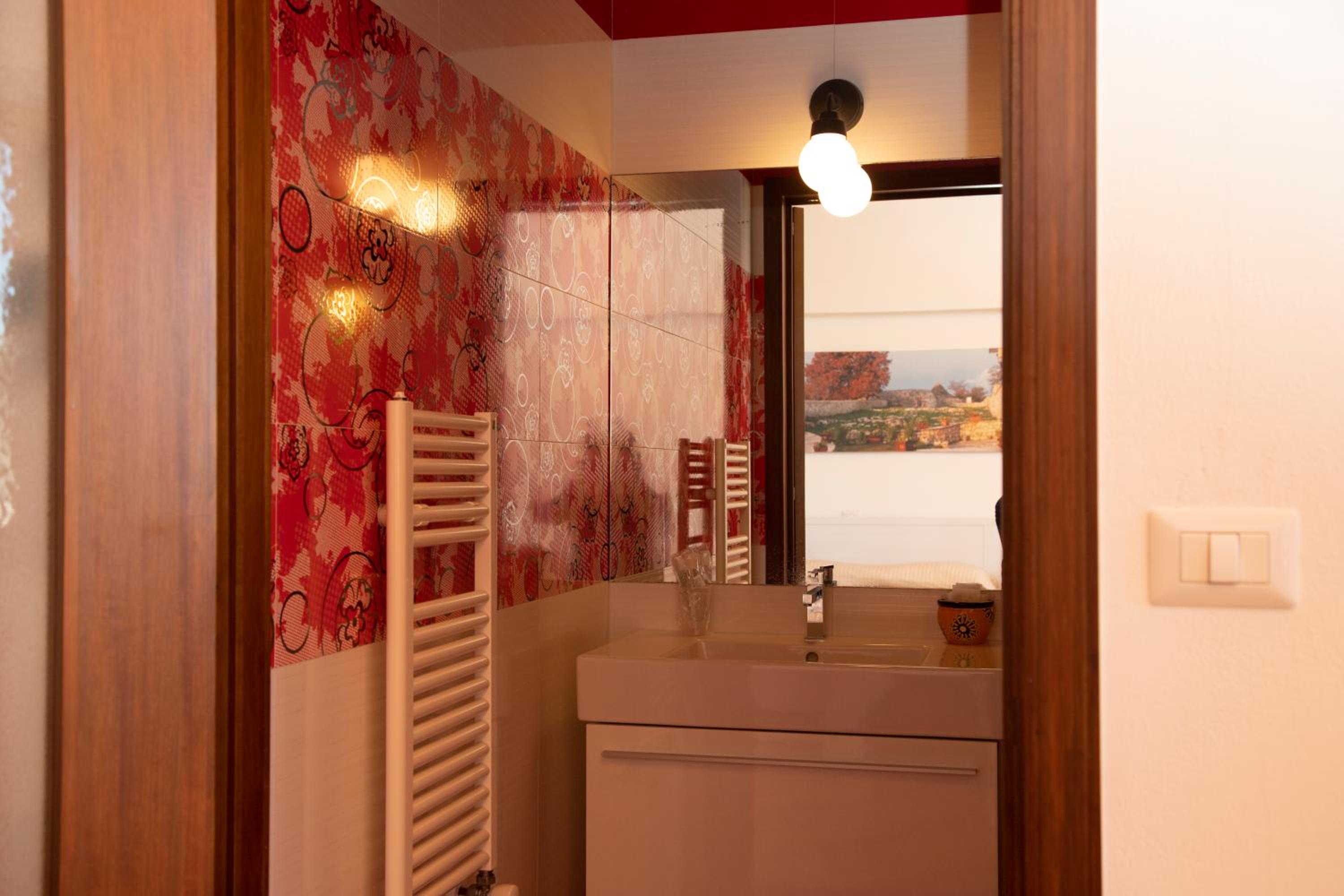 Standard Double Suite photo 3