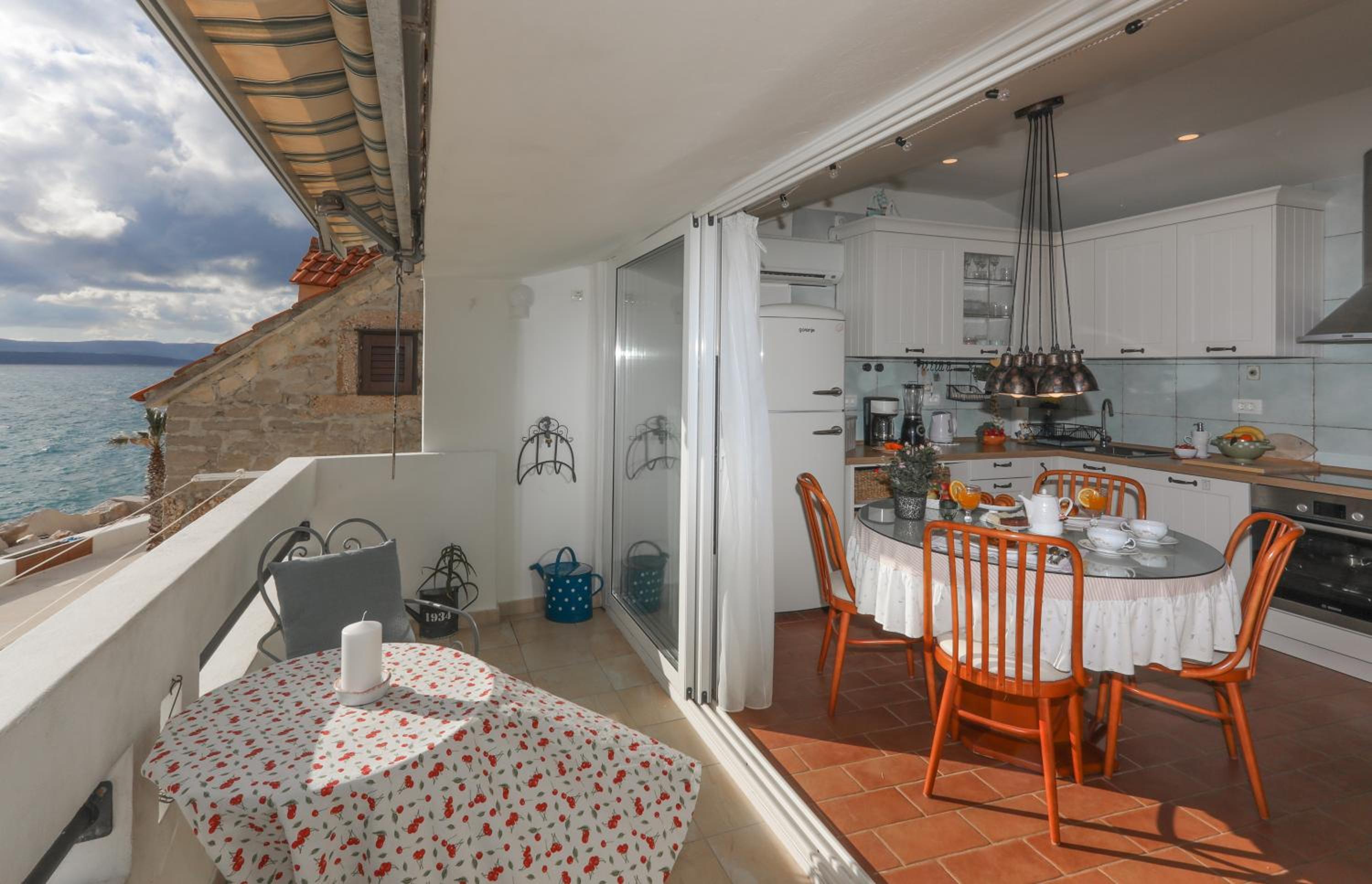 Apartment with Sea View photo 3