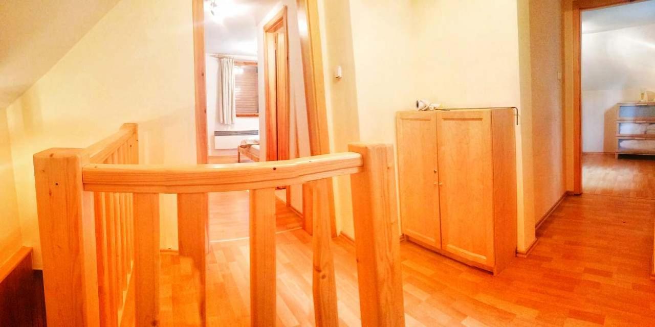 Three-Bedroom Chalet photo 2
