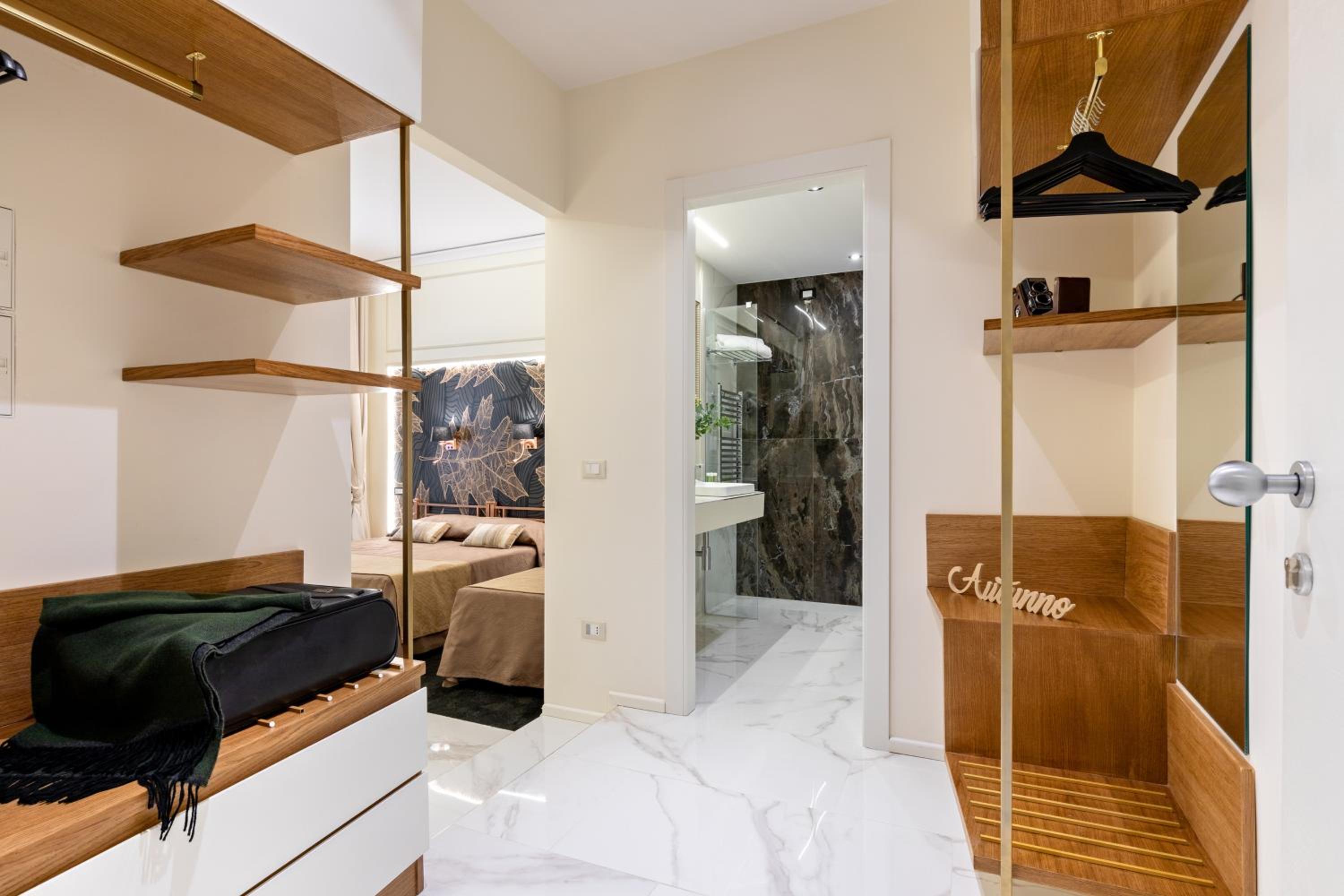 Deluxe Triple Room photo 3