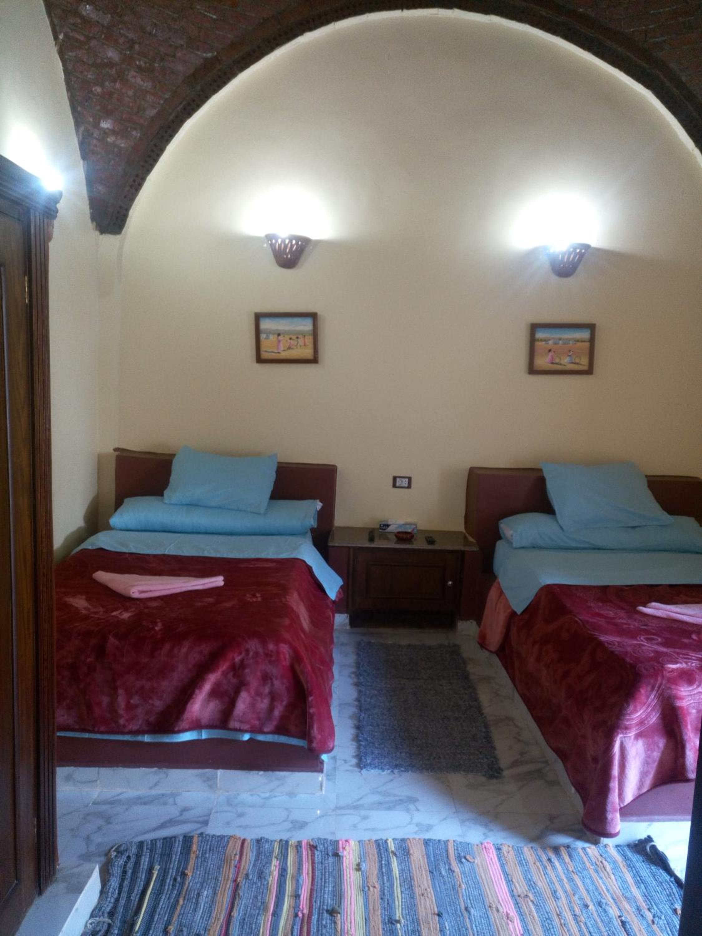 Double Room with Private Bathroom - Photo 1