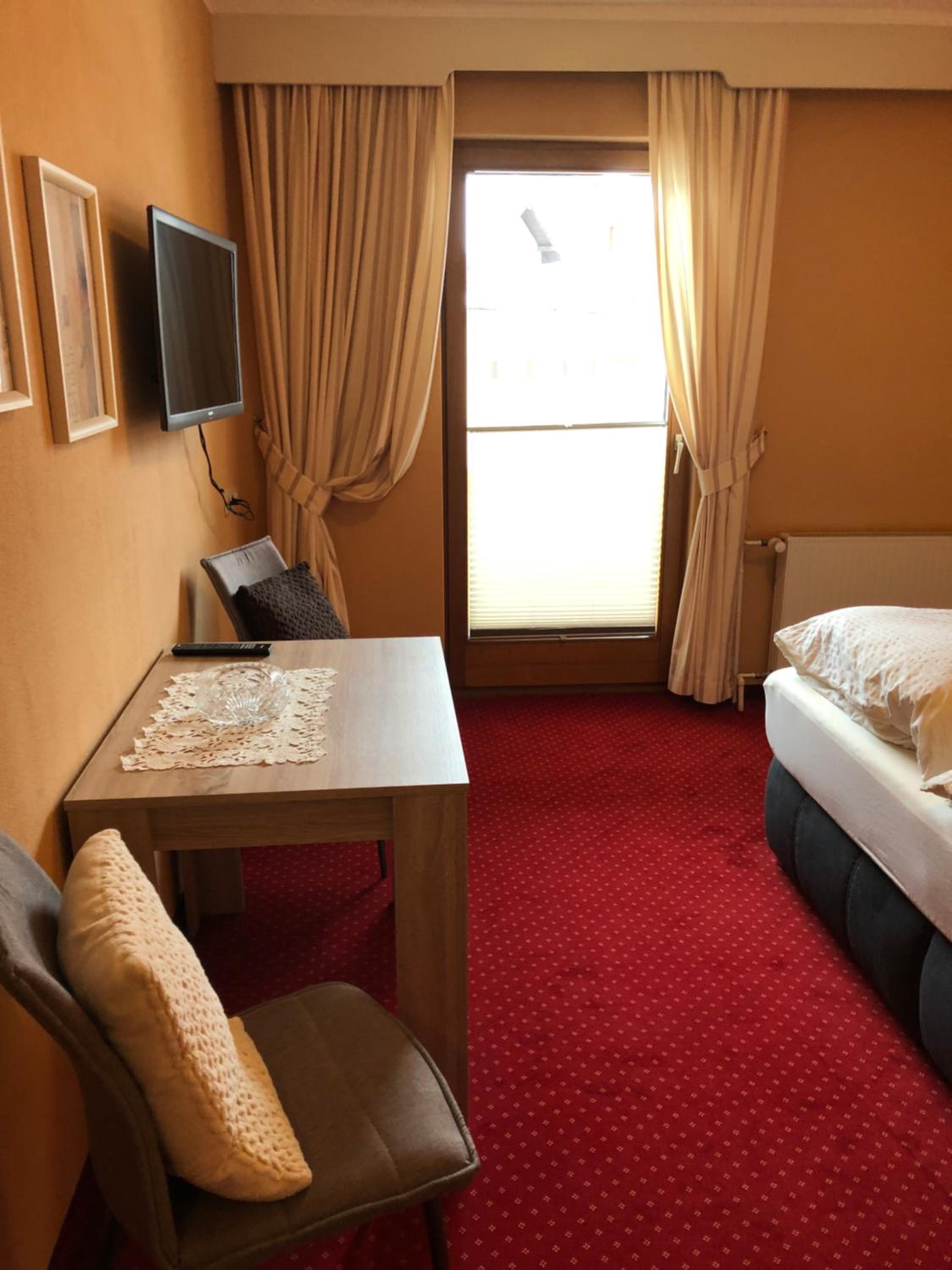Double Room with Balcony photo 3