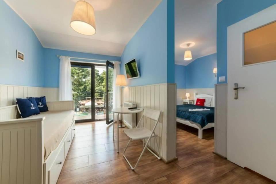 Basic Triple Room photo 3