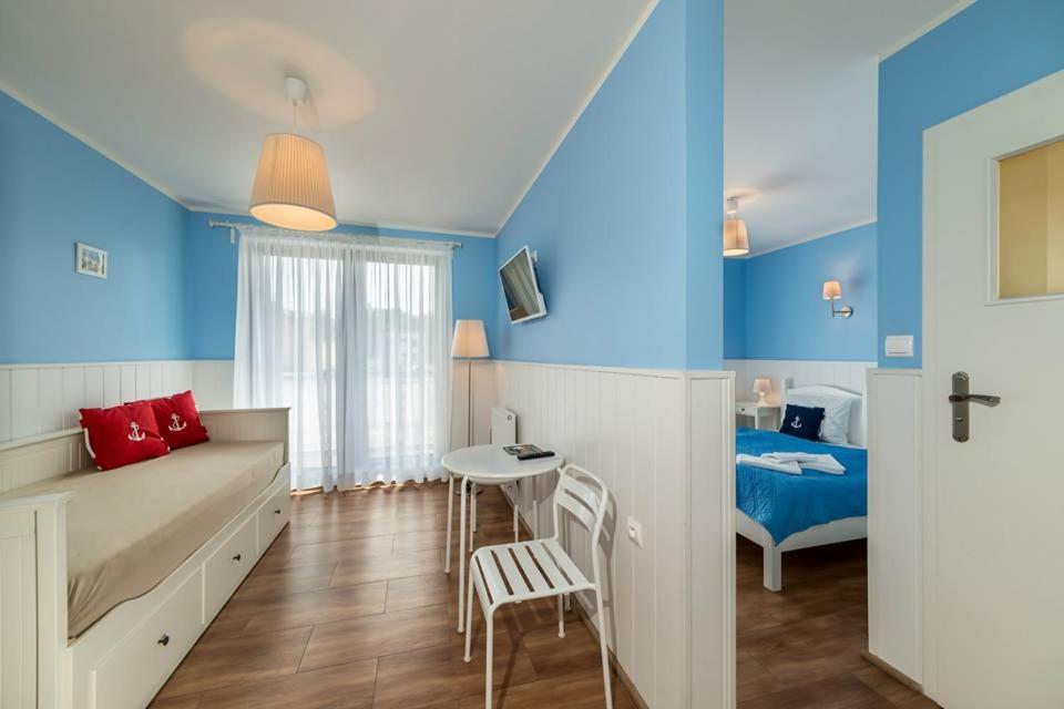 Basic Triple Room photo 2