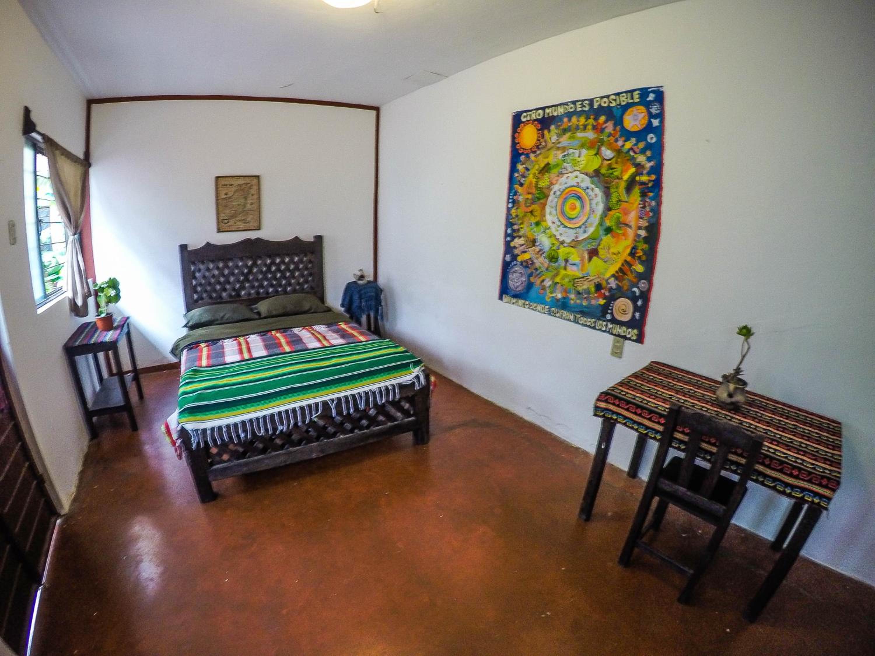 Double Room with Private Bathroom - Photo 8