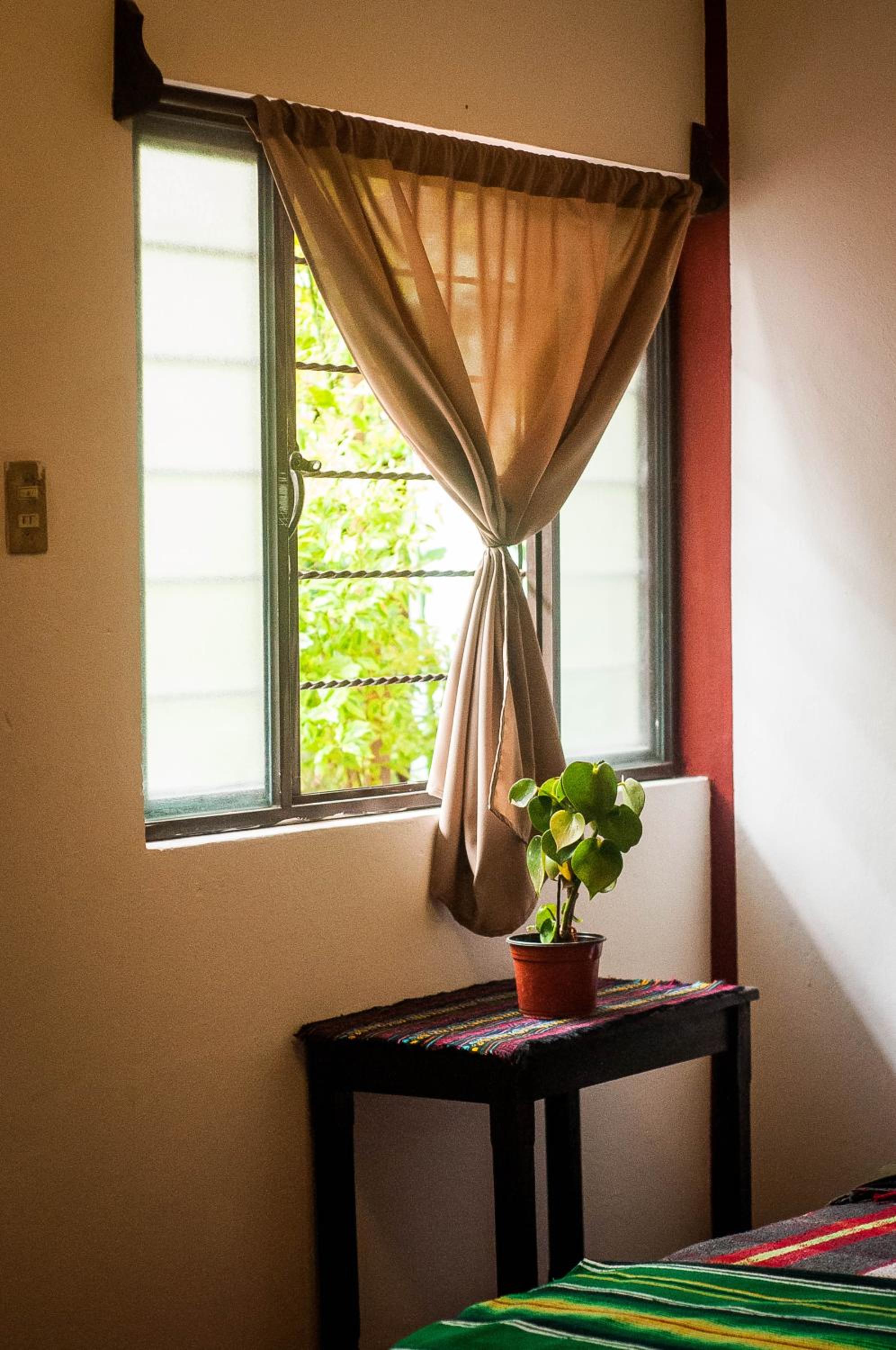 Double Room with Private Bathroom - Photo 11