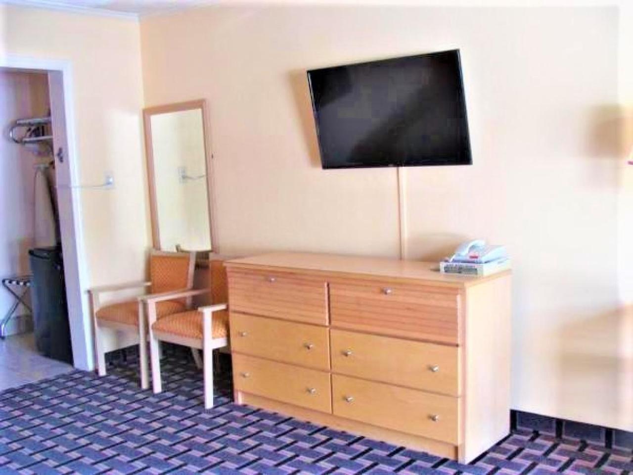 King Room - Smoking  photo 3