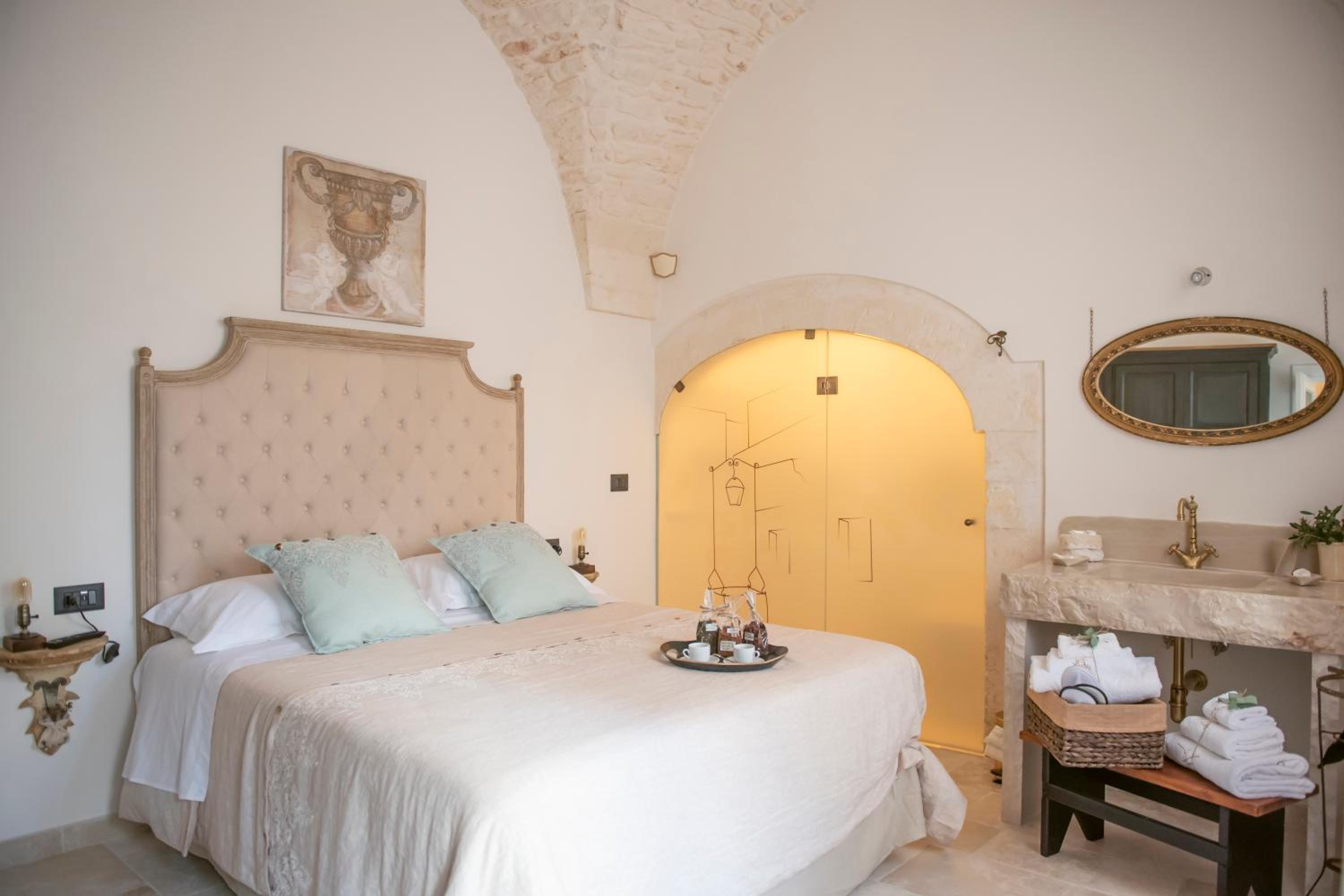 One-Bedroom House - Photo 14