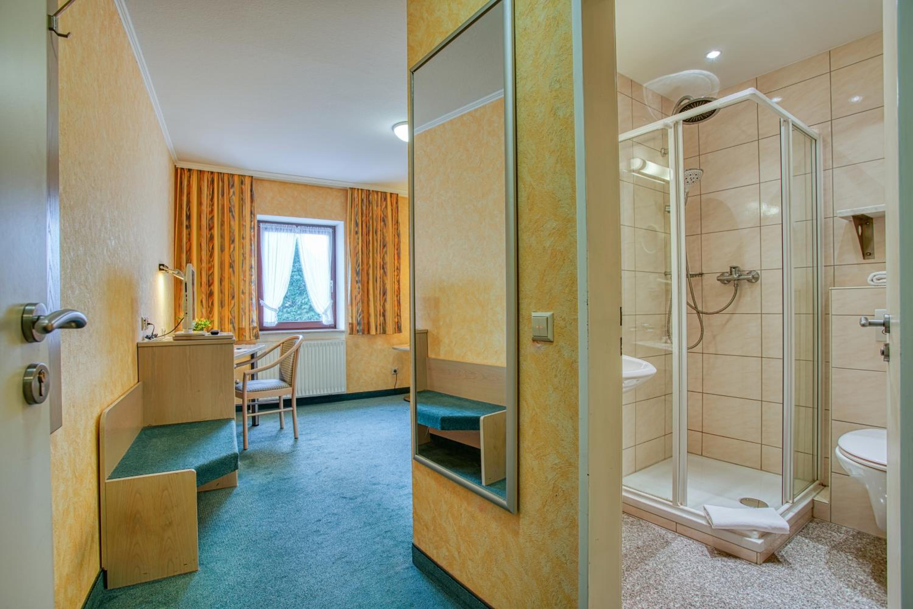 Comfort Single Room with Shower photo 1