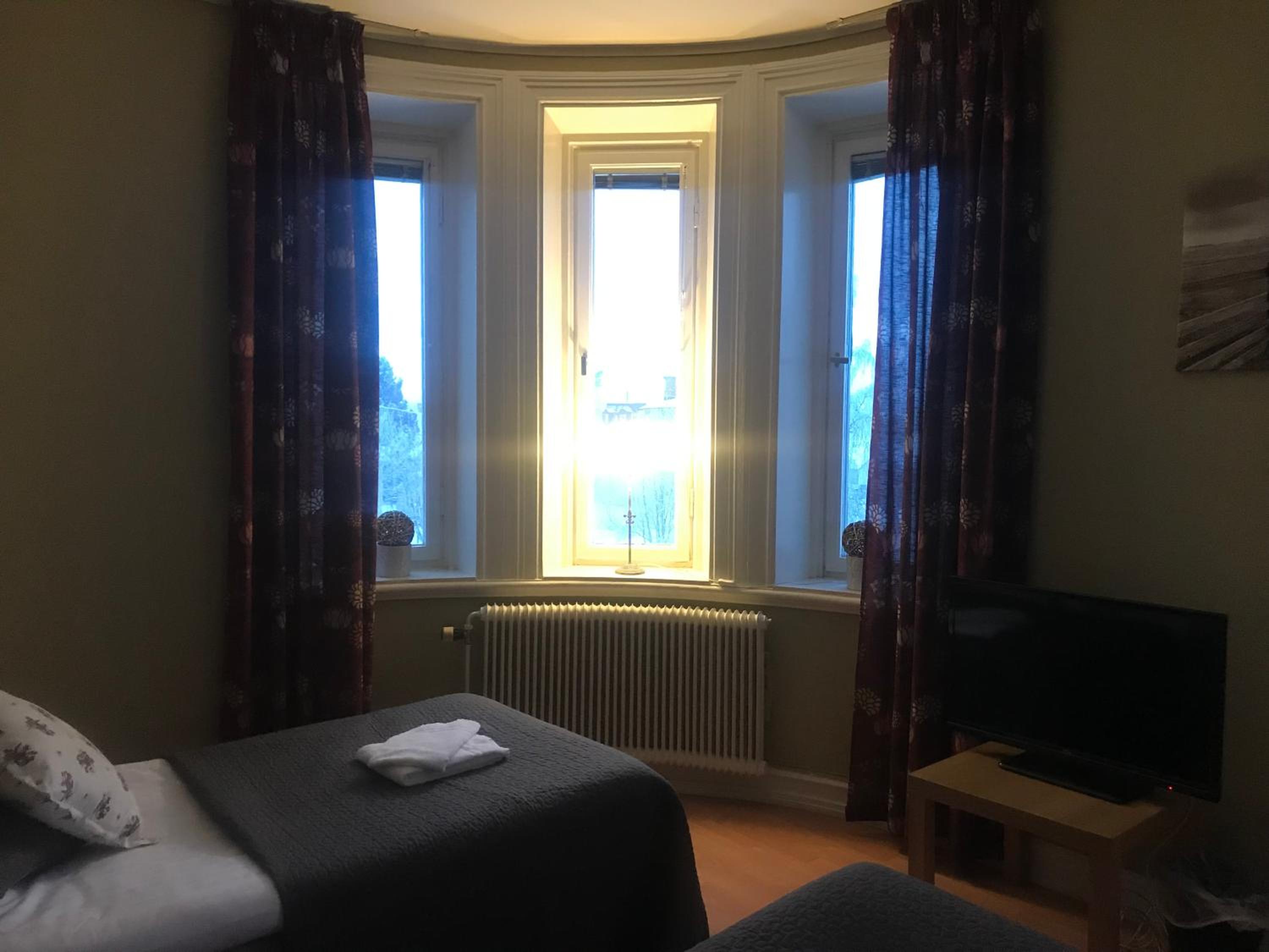 Double Room - Photo 8