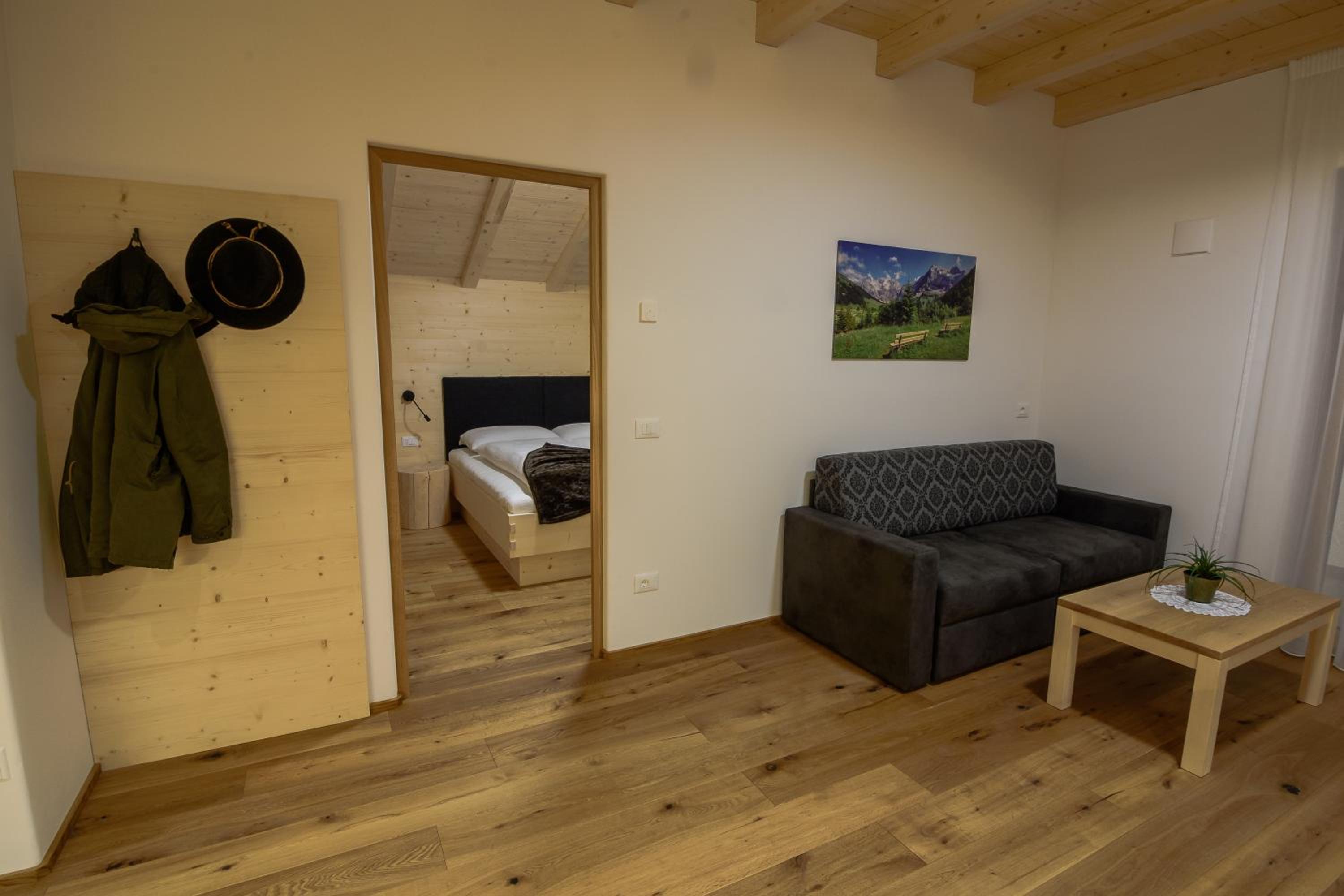 One-Bedroom Apartment photo 3