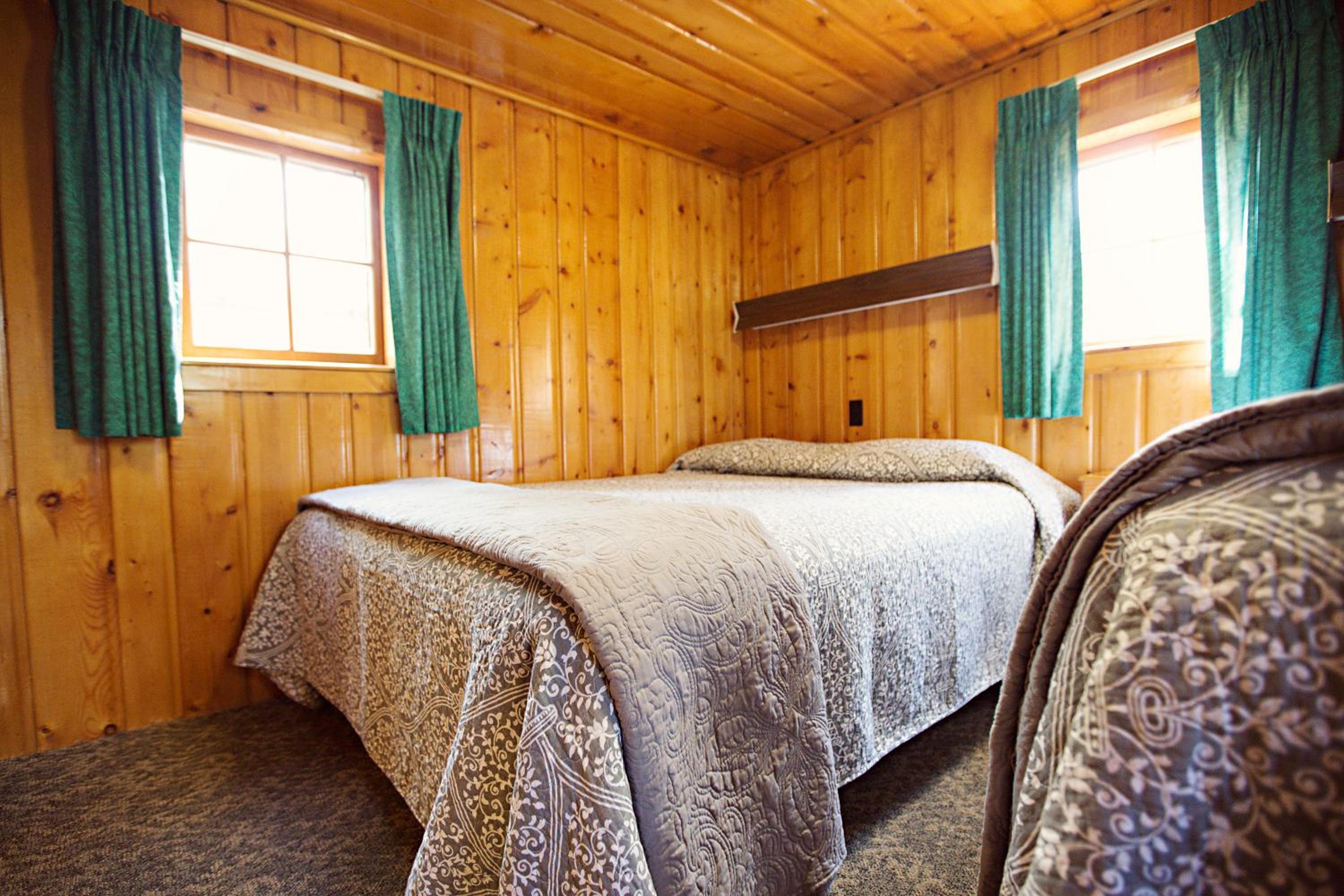 One-Bedroom House - Photo 3