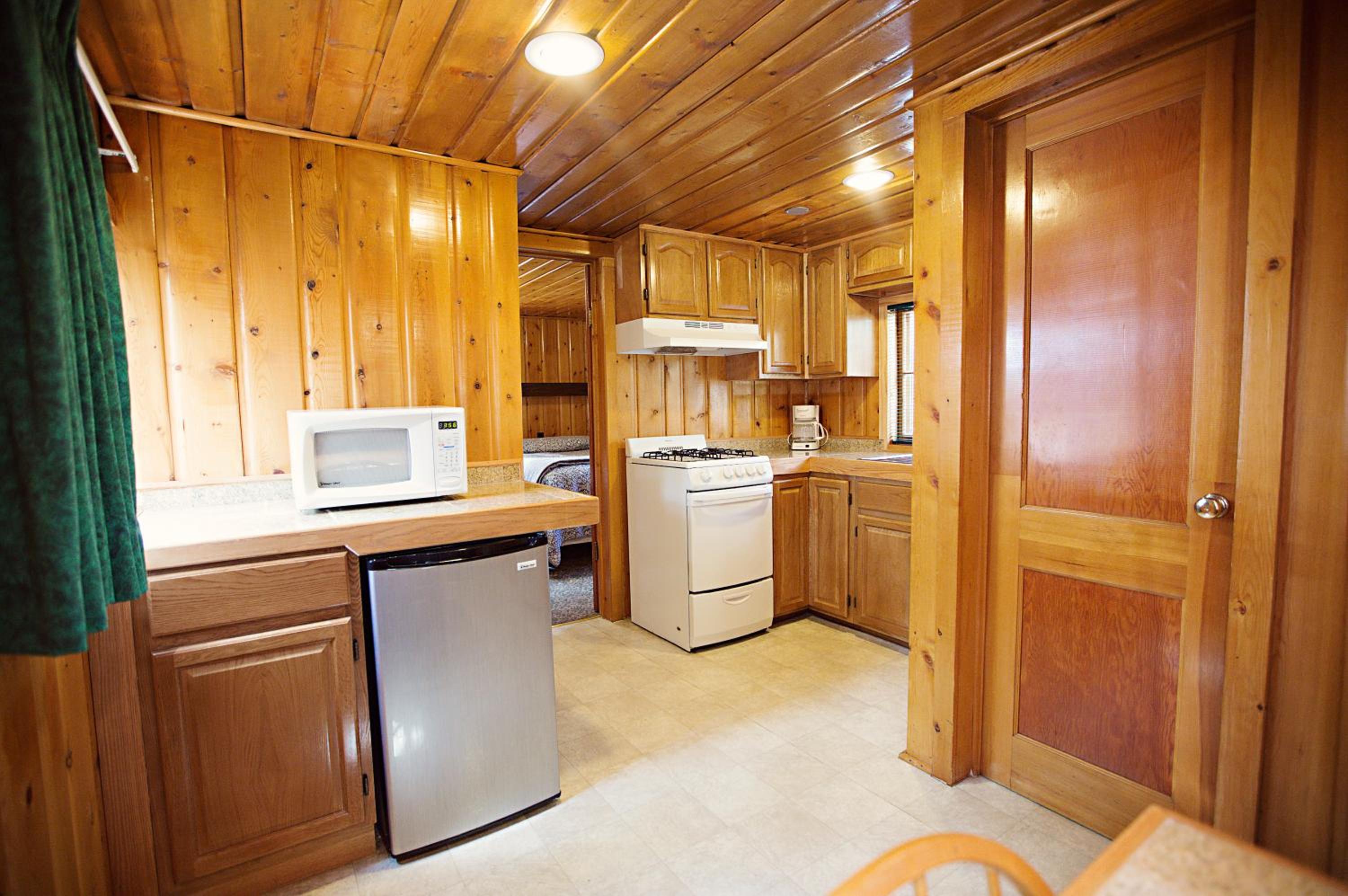 One-Bedroom House - Photo 4