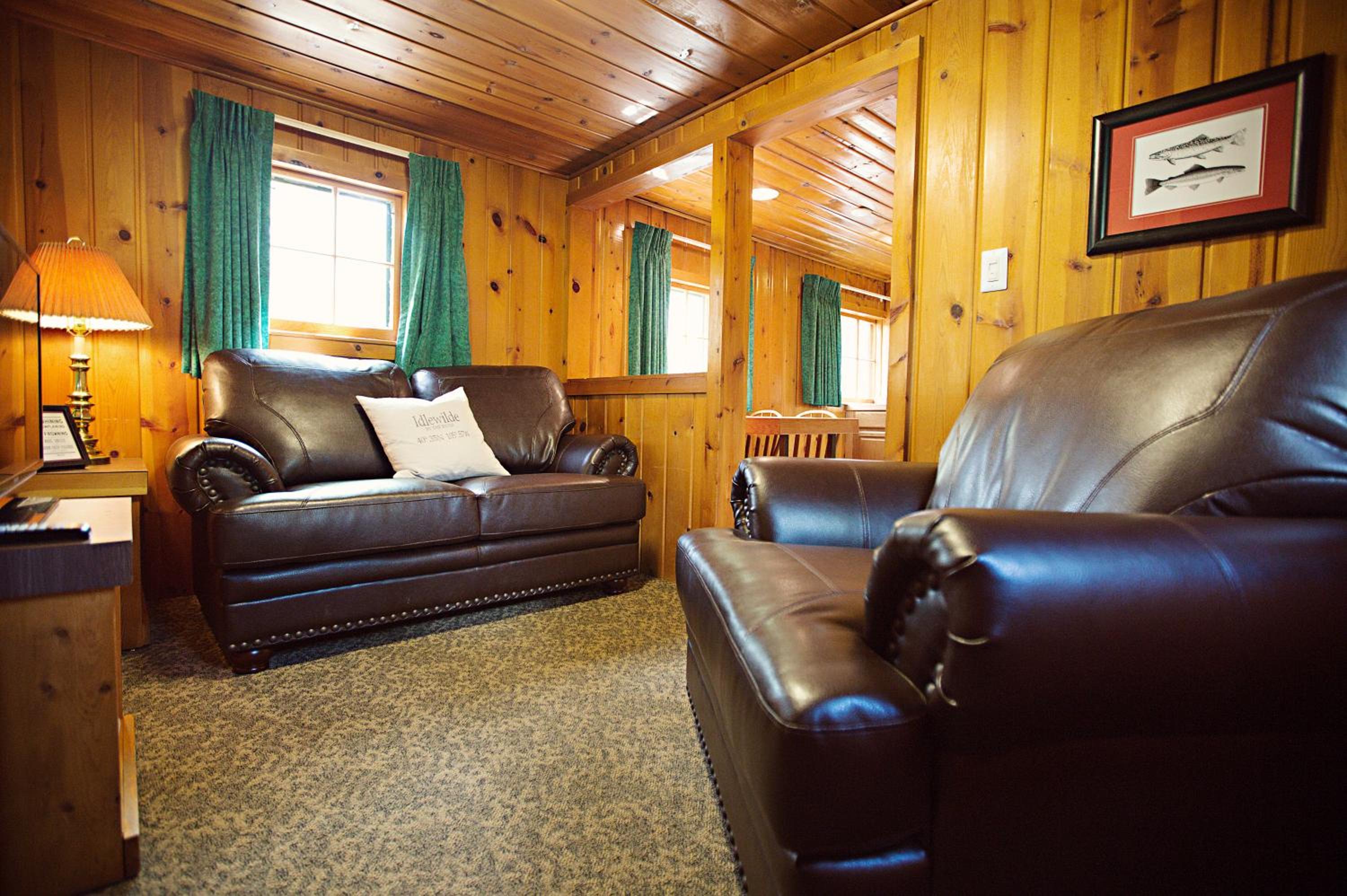 One-Bedroom House - Photo 5