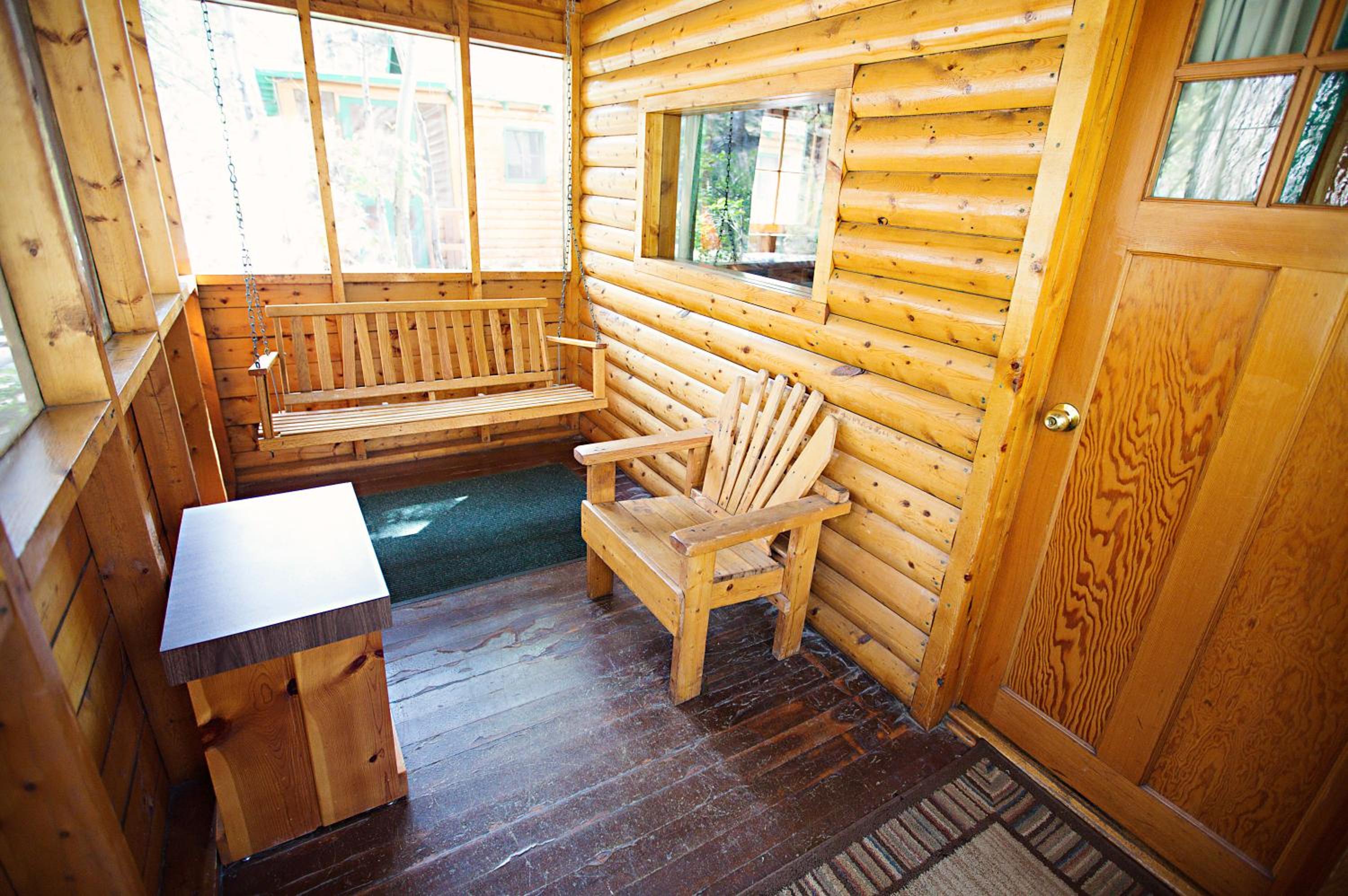 One-Bedroom House - Photo 7