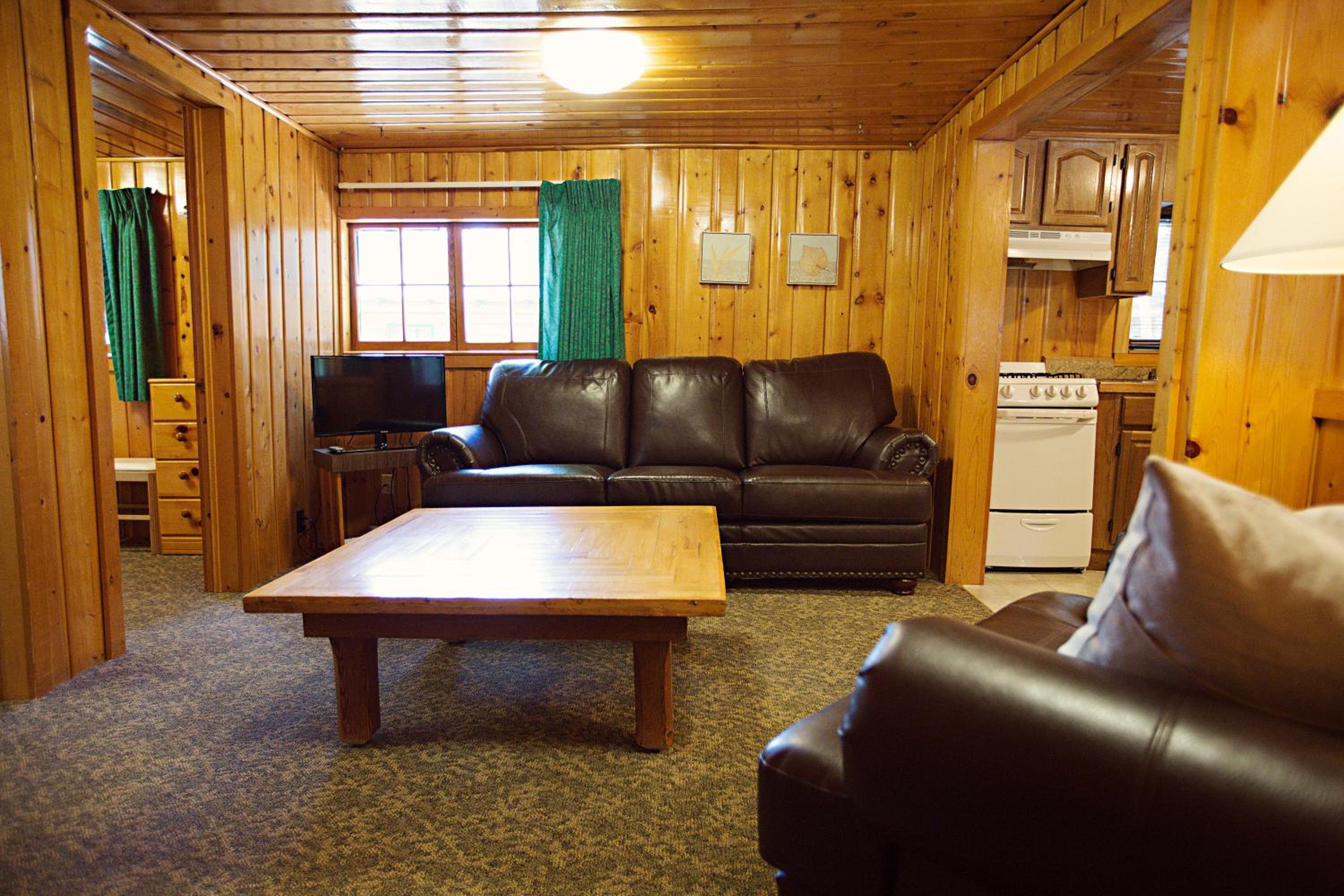 Two-Bedroom House - Photo 6