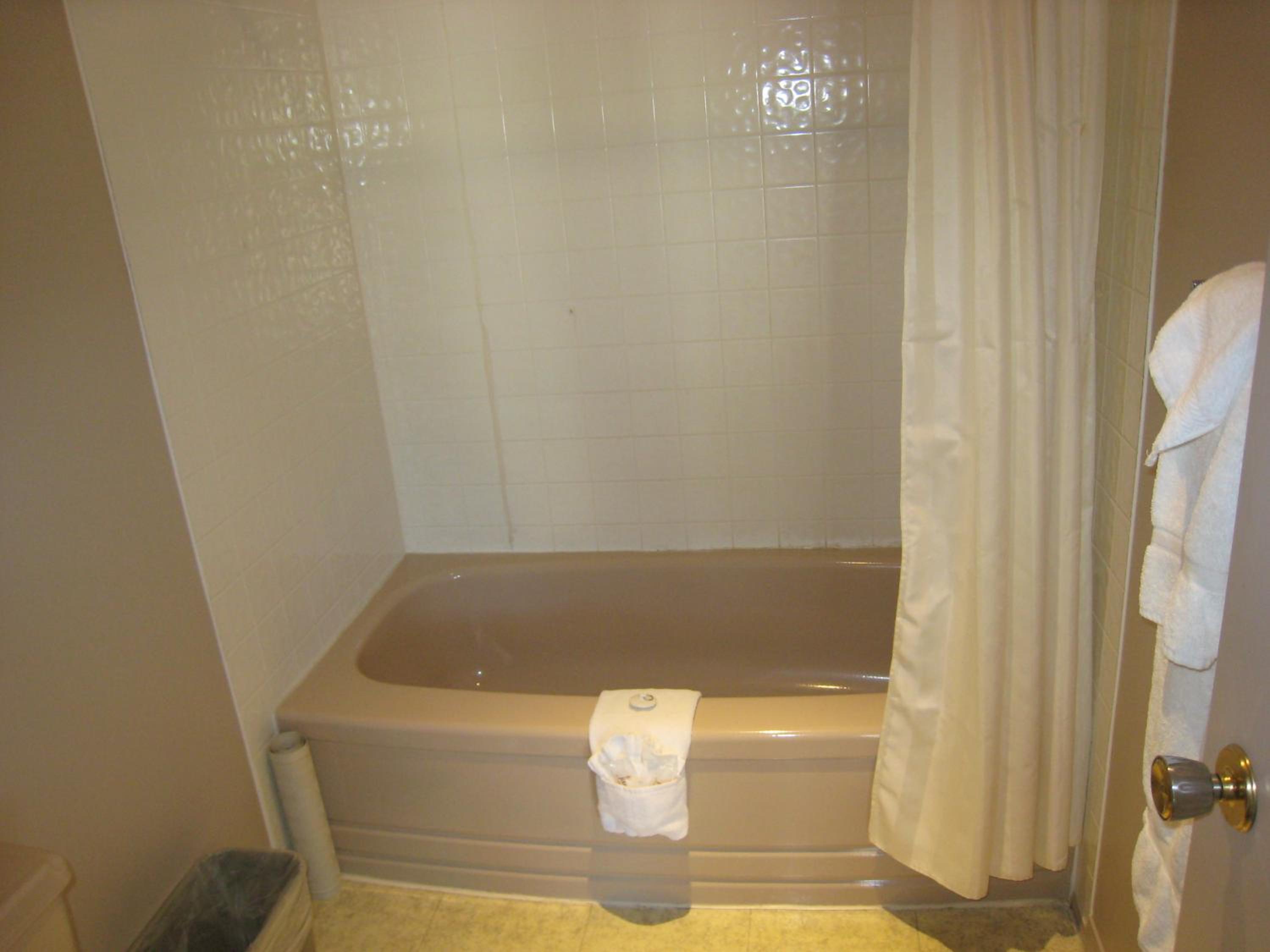 Standard Queen Room photo 2