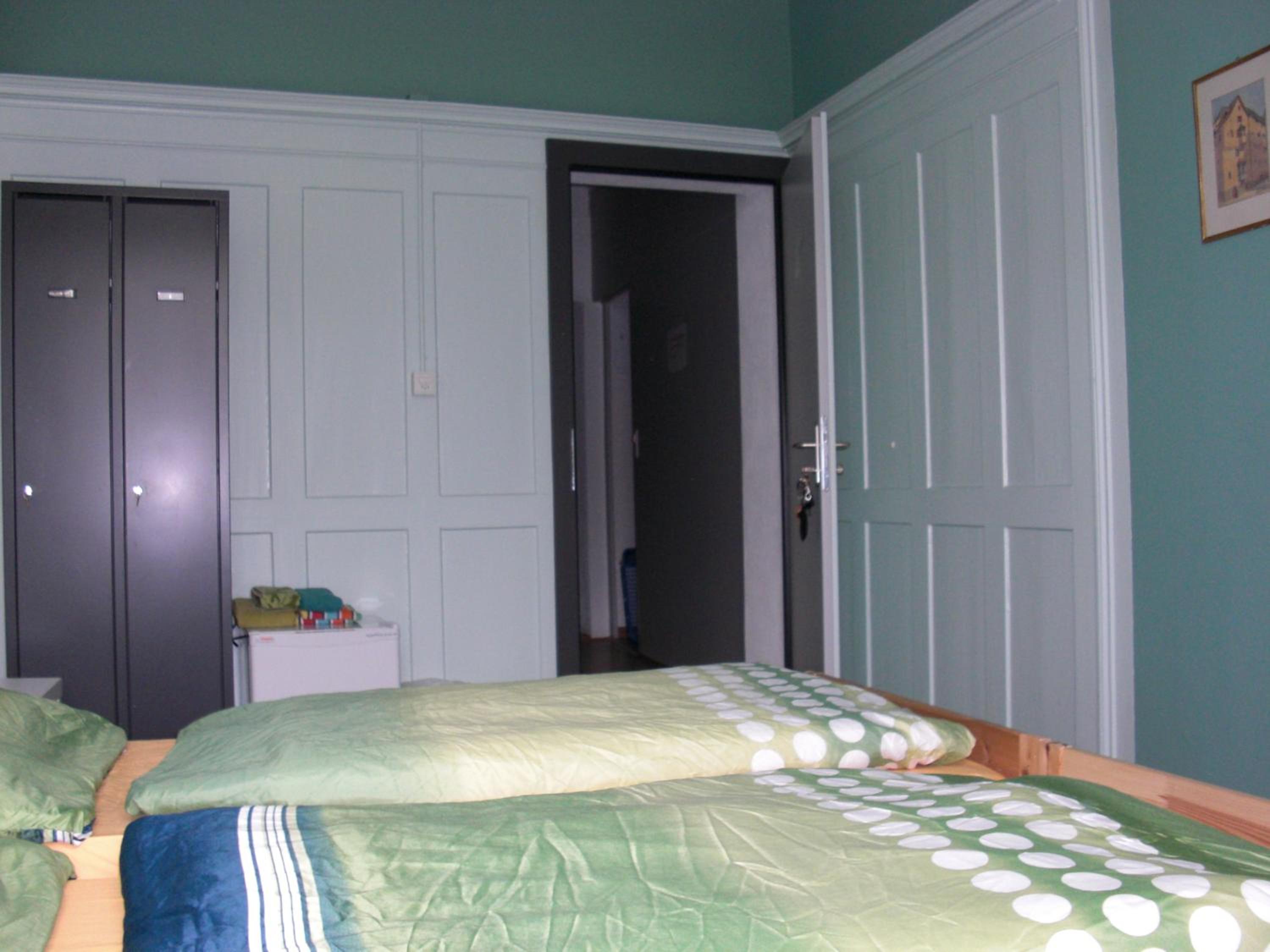Twin Room with Shared Bathroom photo 2