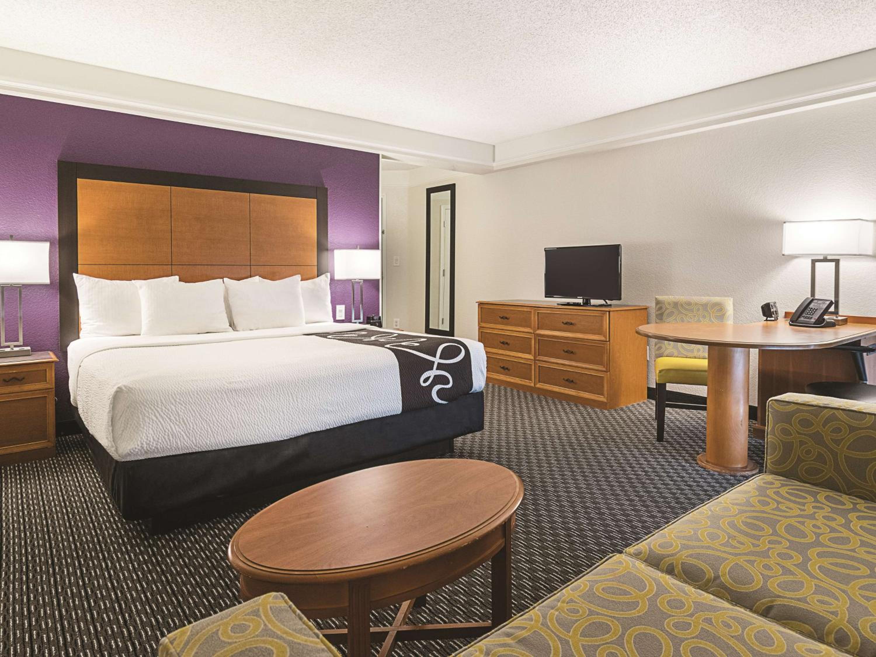 Executive King Room - Photo 2