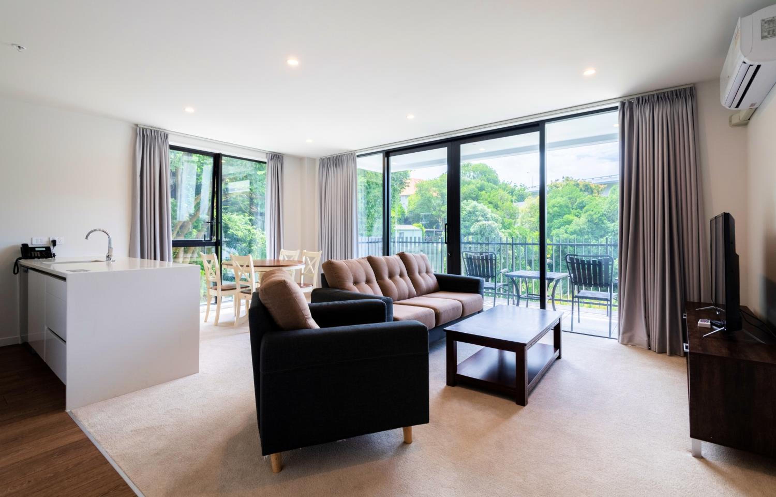 Superior Two-Bedroom Suite with Free Secured Parking - Photo 9