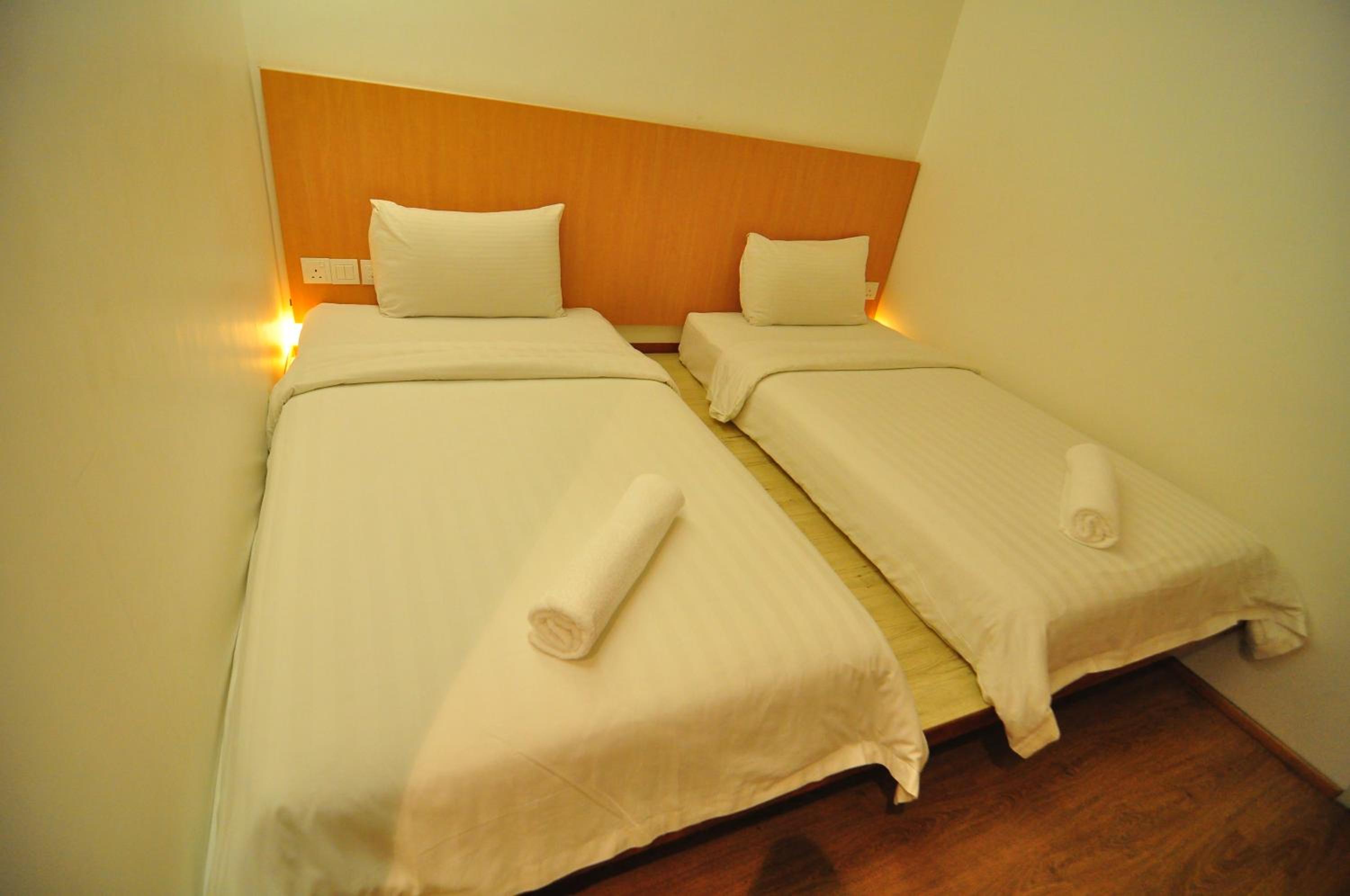 Standard Twin Room (No Window) photo 2