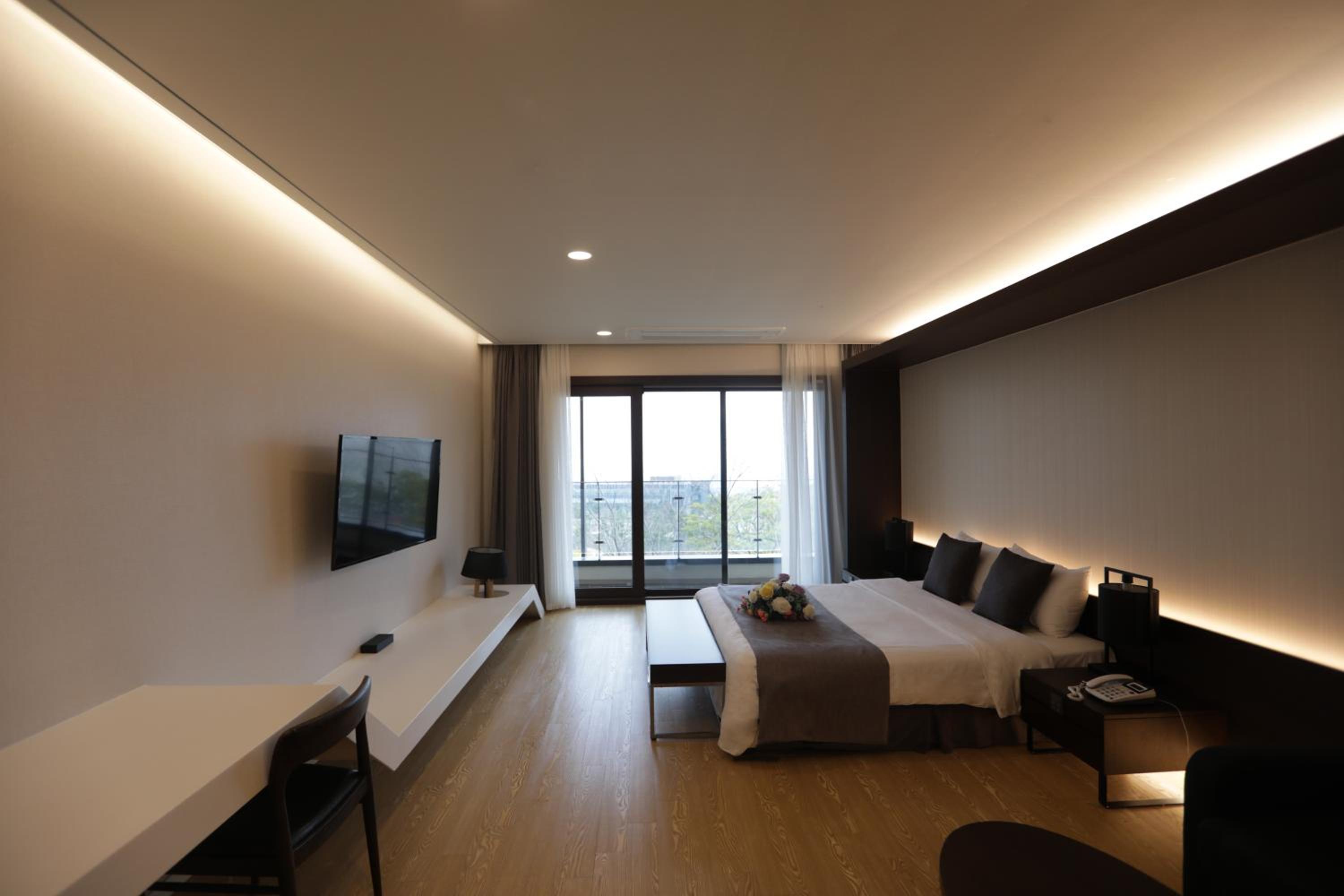 Deluxe Double Room - Photo 2