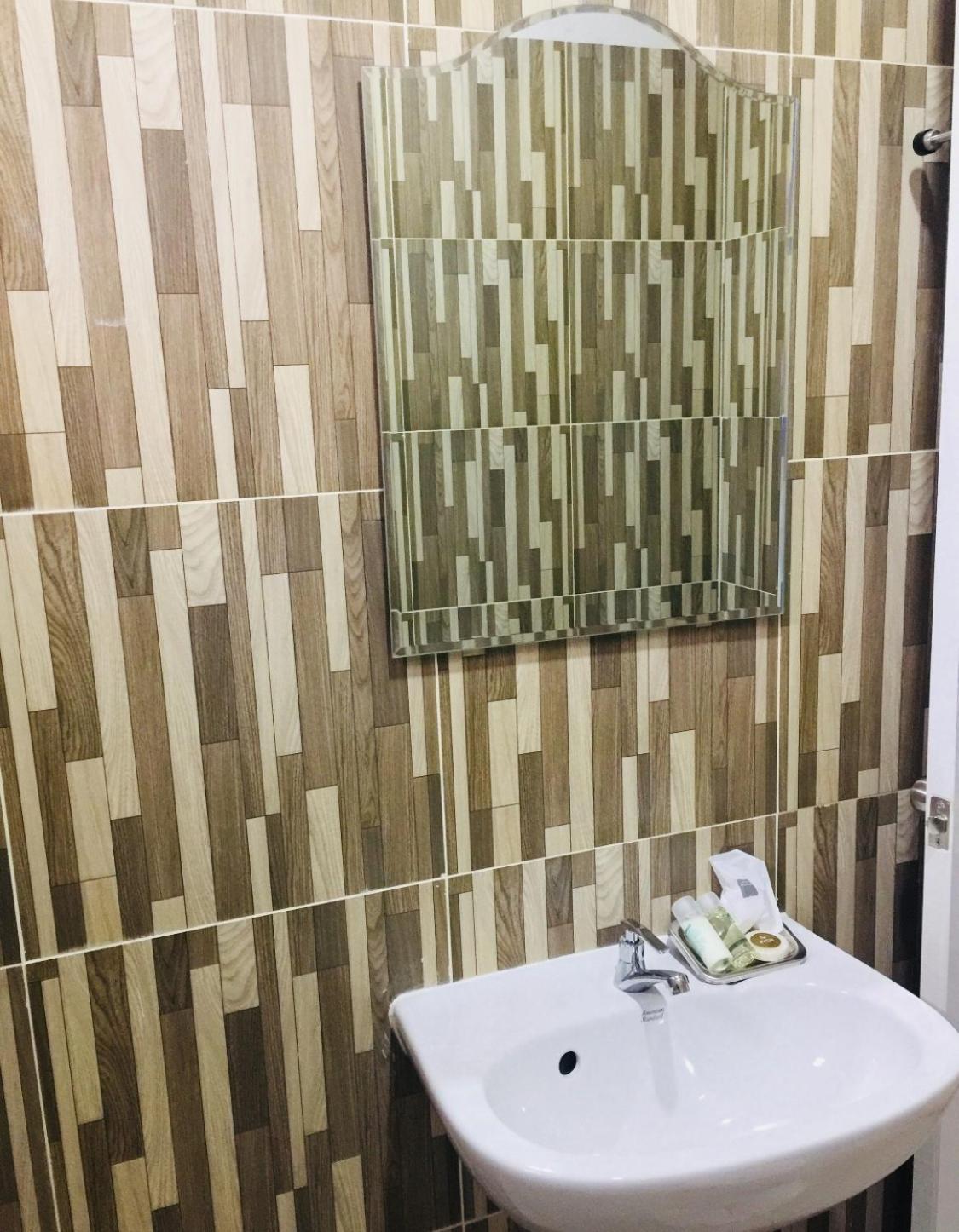 Standard Triple Room - Photo 48