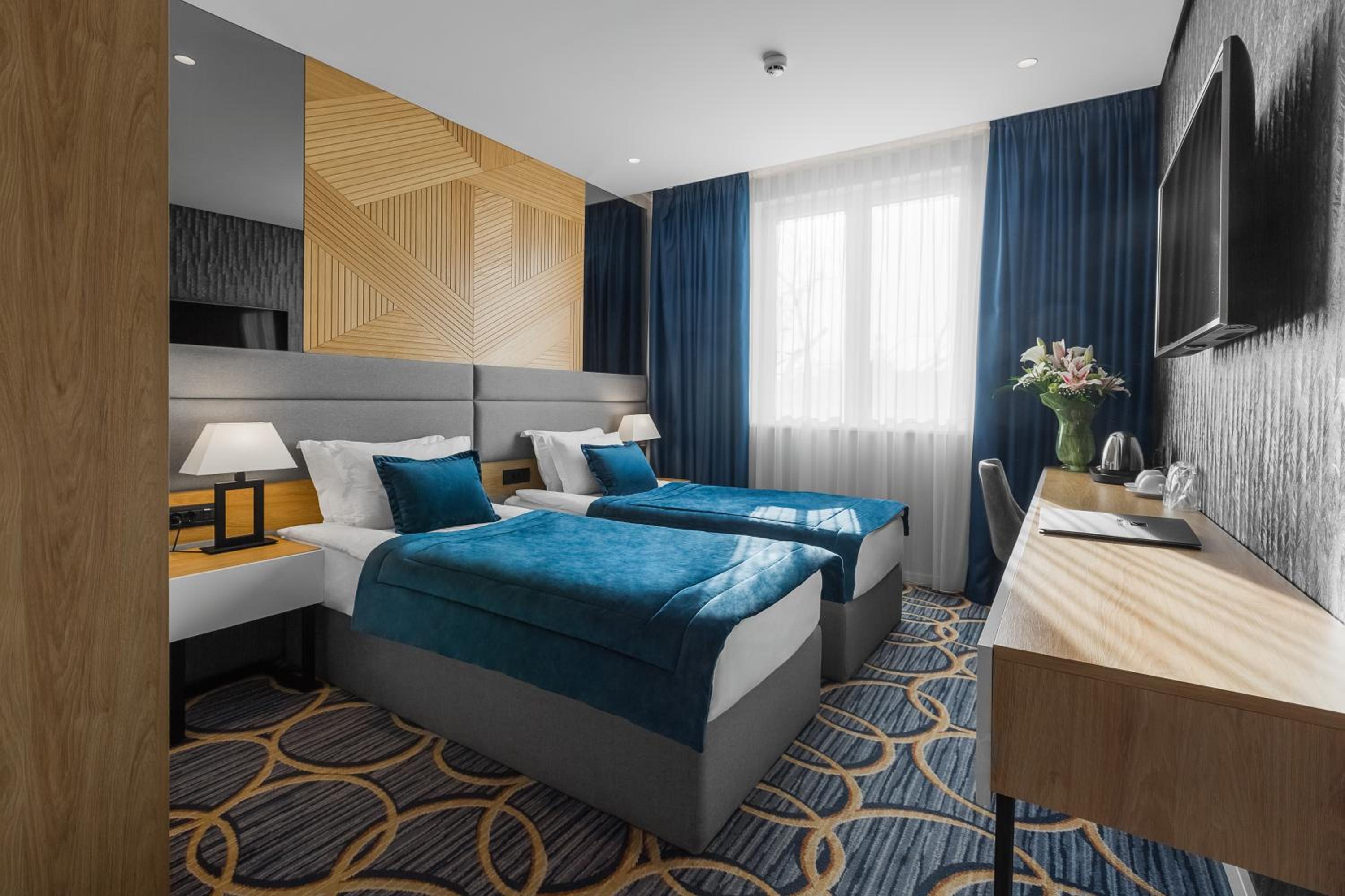 Standard Twin Room with Free Parking photo 3