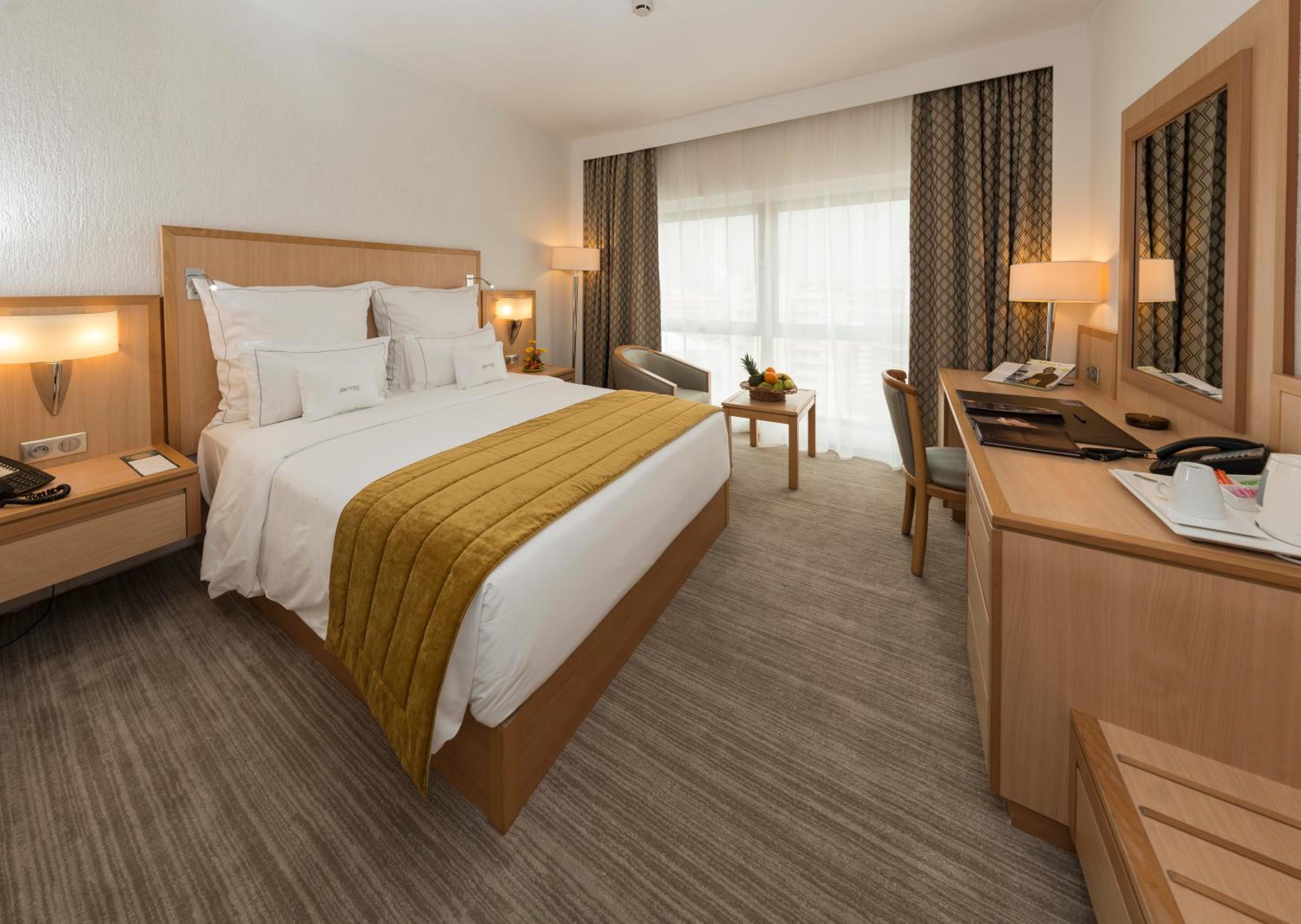 Executive Suite photo 2