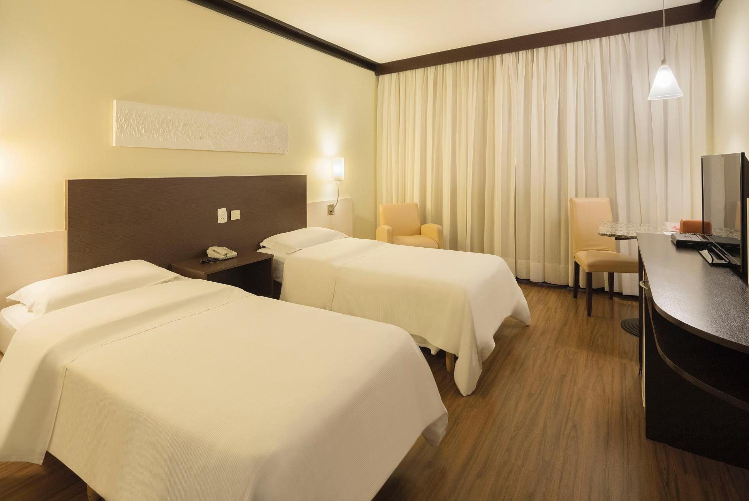 Double Room - Photo 5