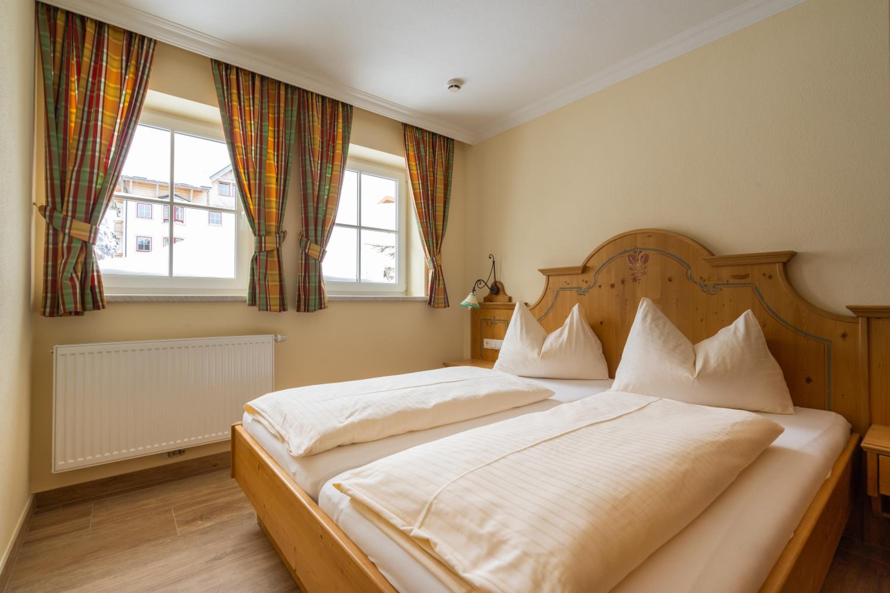 Three-Bedroom Apartment with Balcony