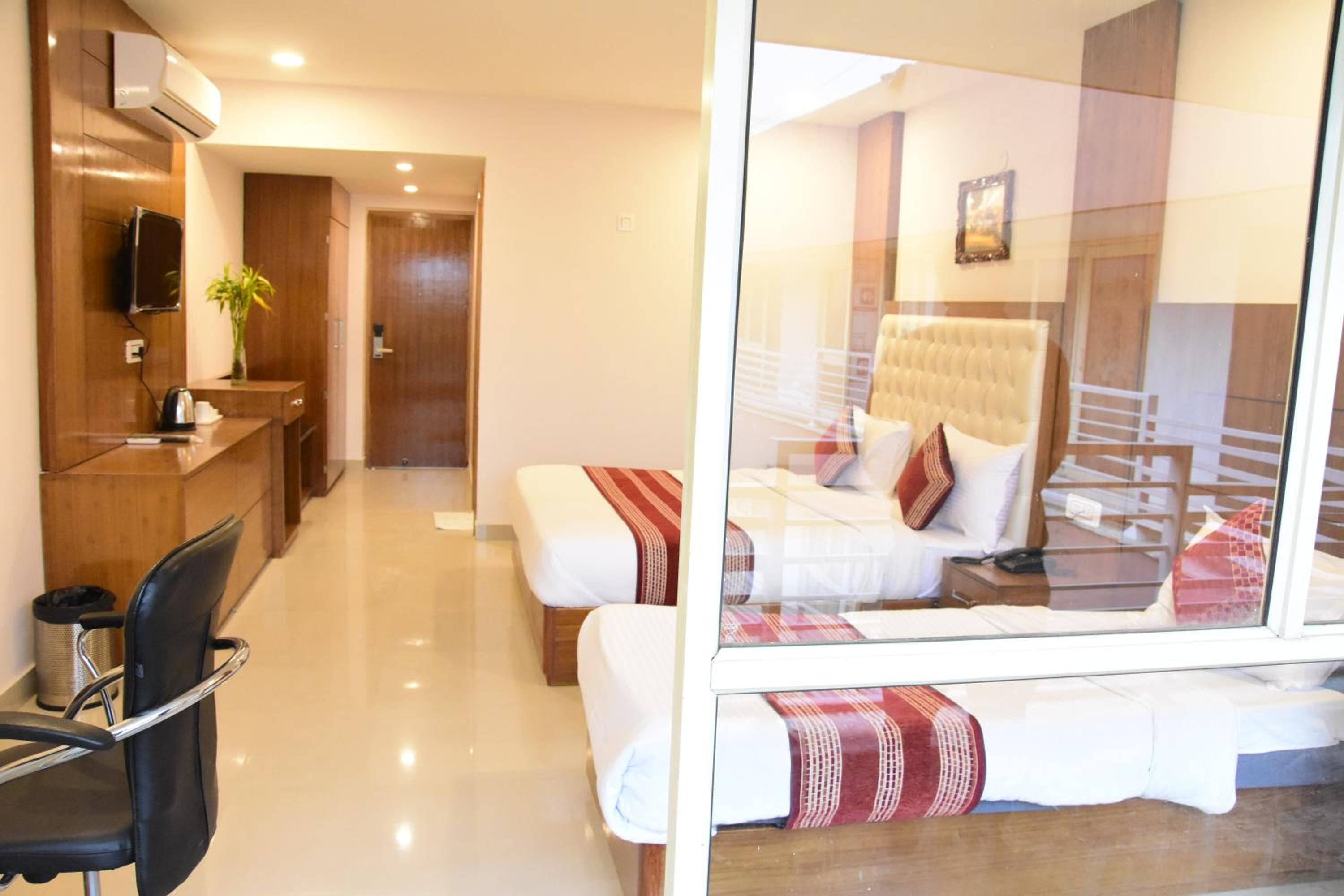 Trio Room - Photo 4