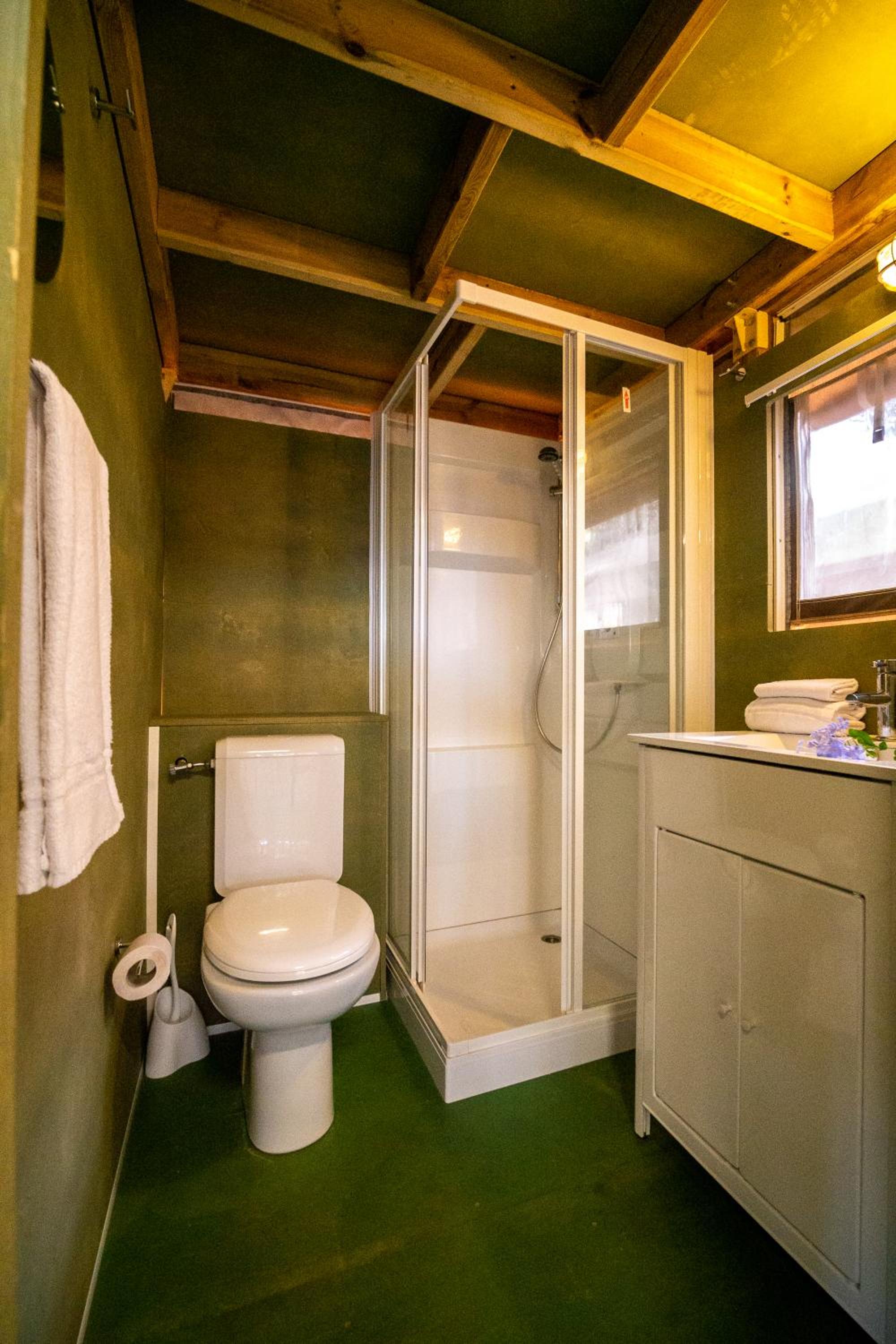 Air Lodge (4 Adults) photo 2