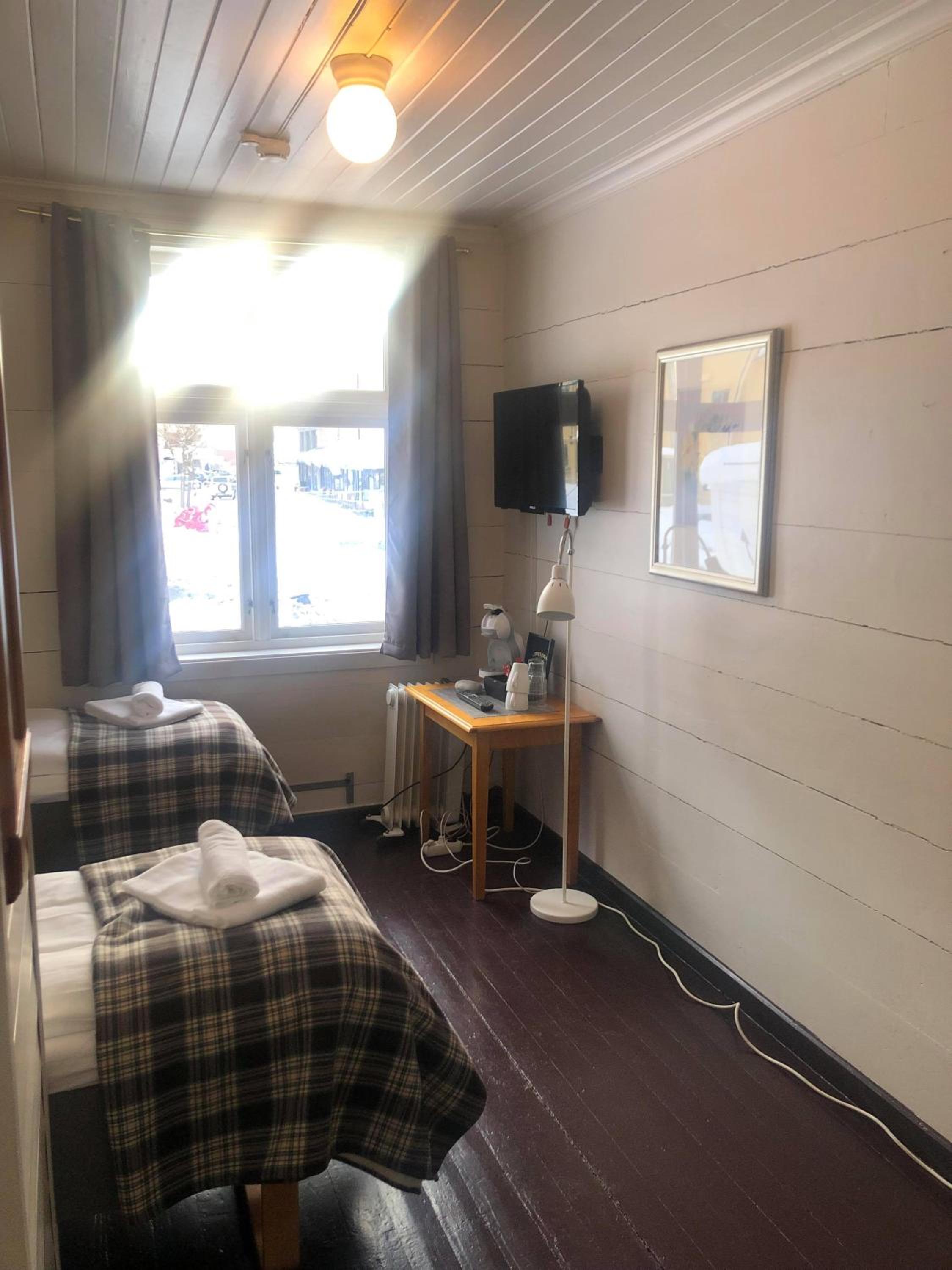 Double Room with Private Bathroom photo 2