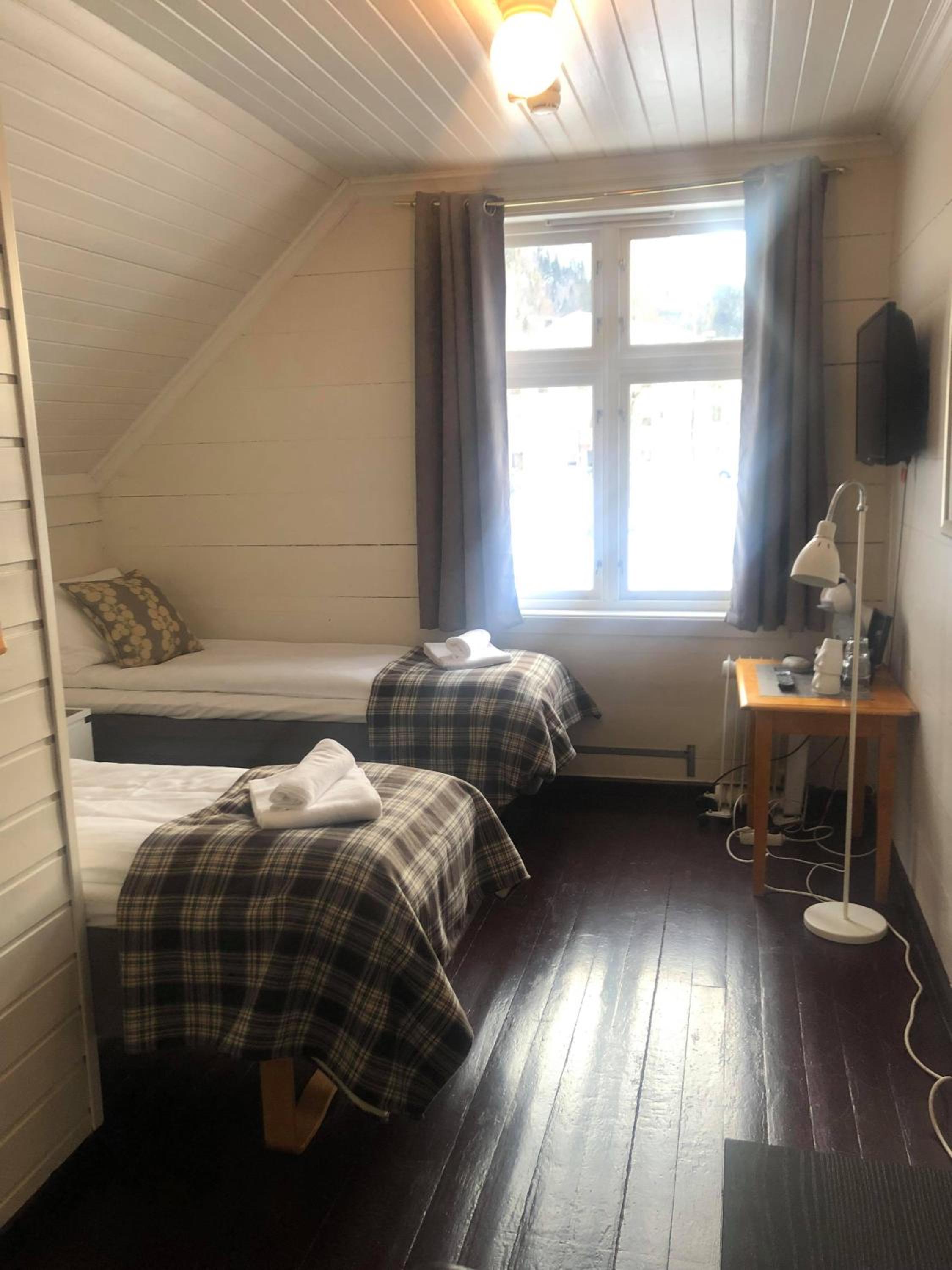 Double Room with Private Bathroom photo 1