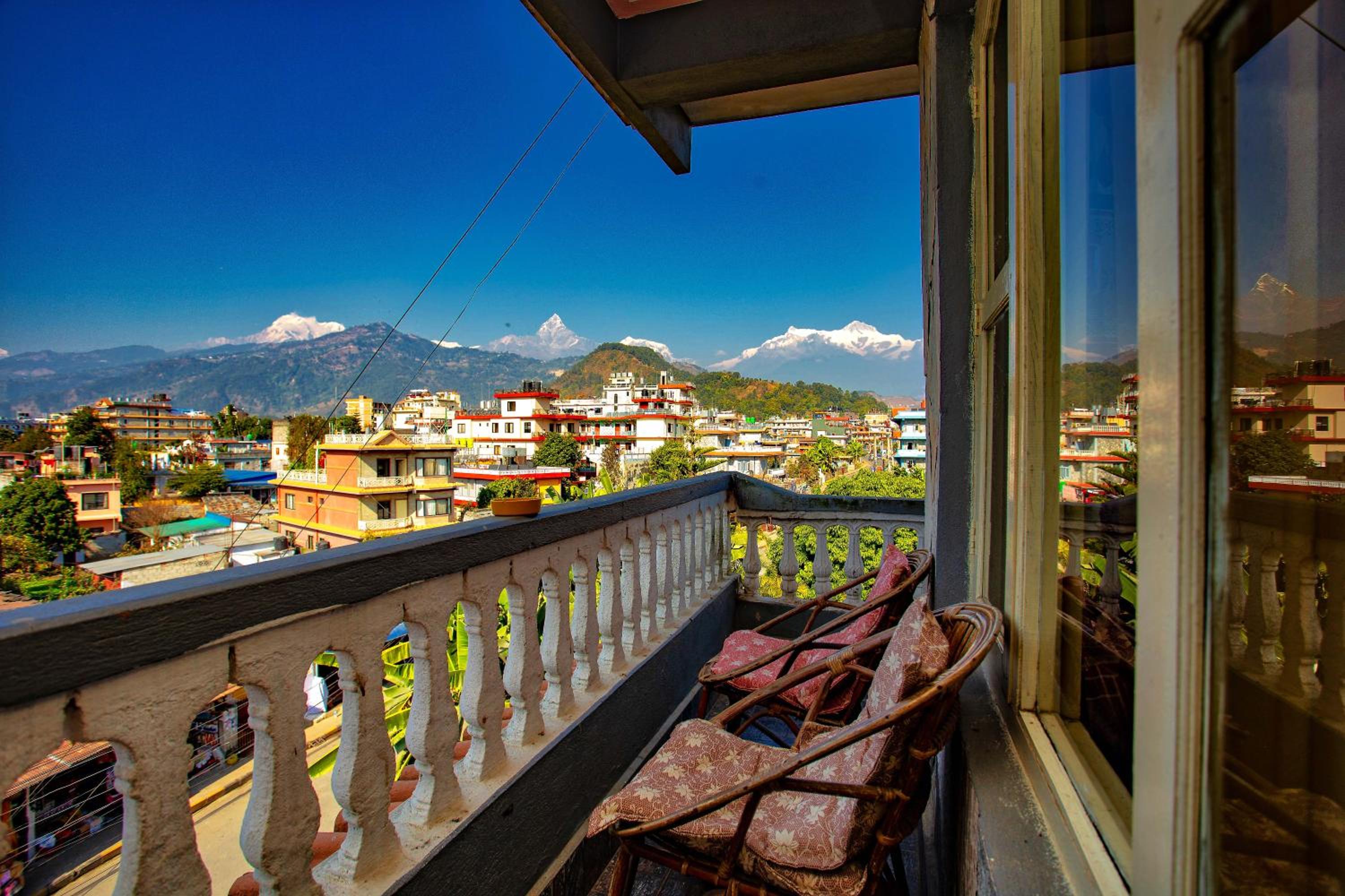 Double Room with Mountain View - Photo 8
