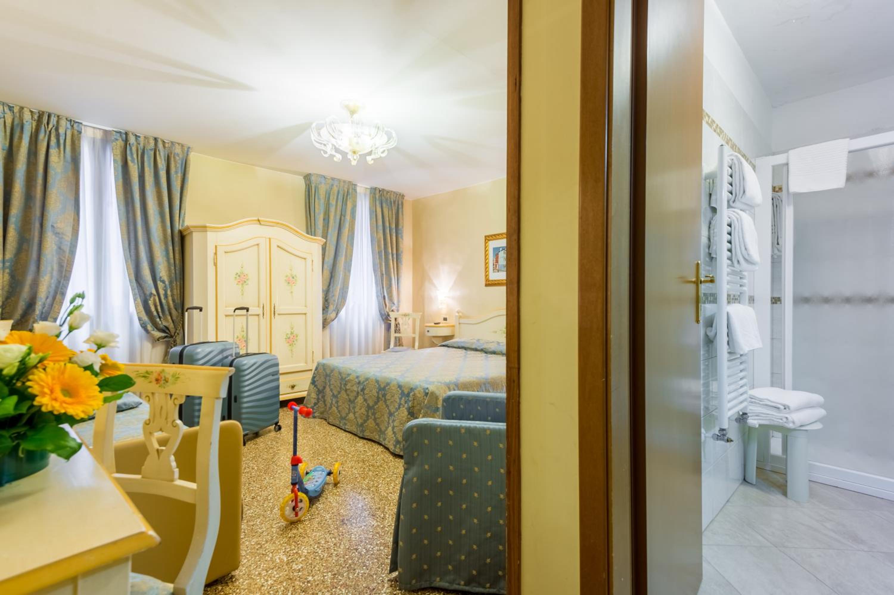Comfort Triple Room