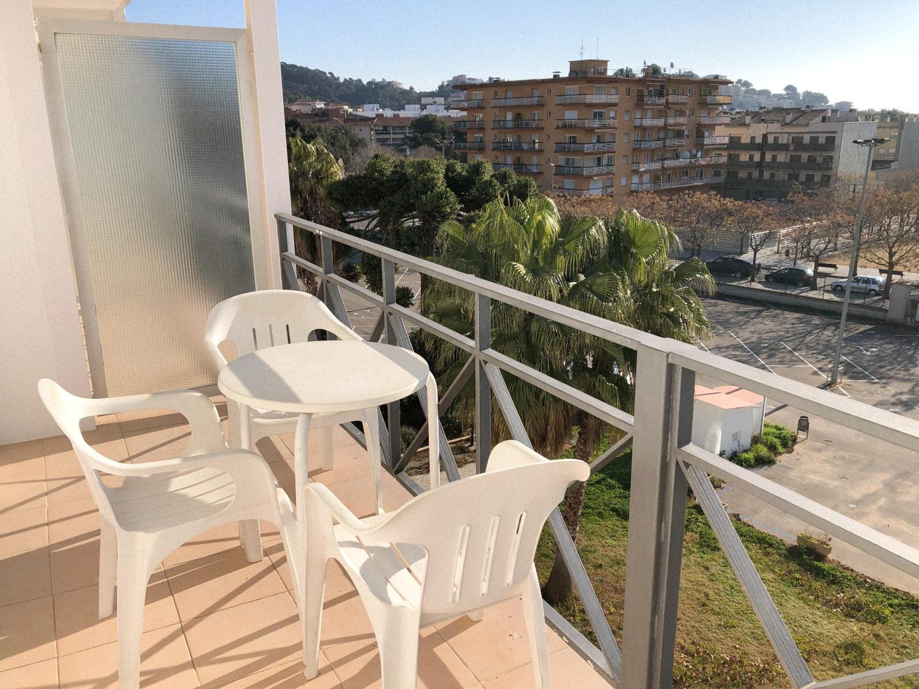 Family Room with Terrace photo 2