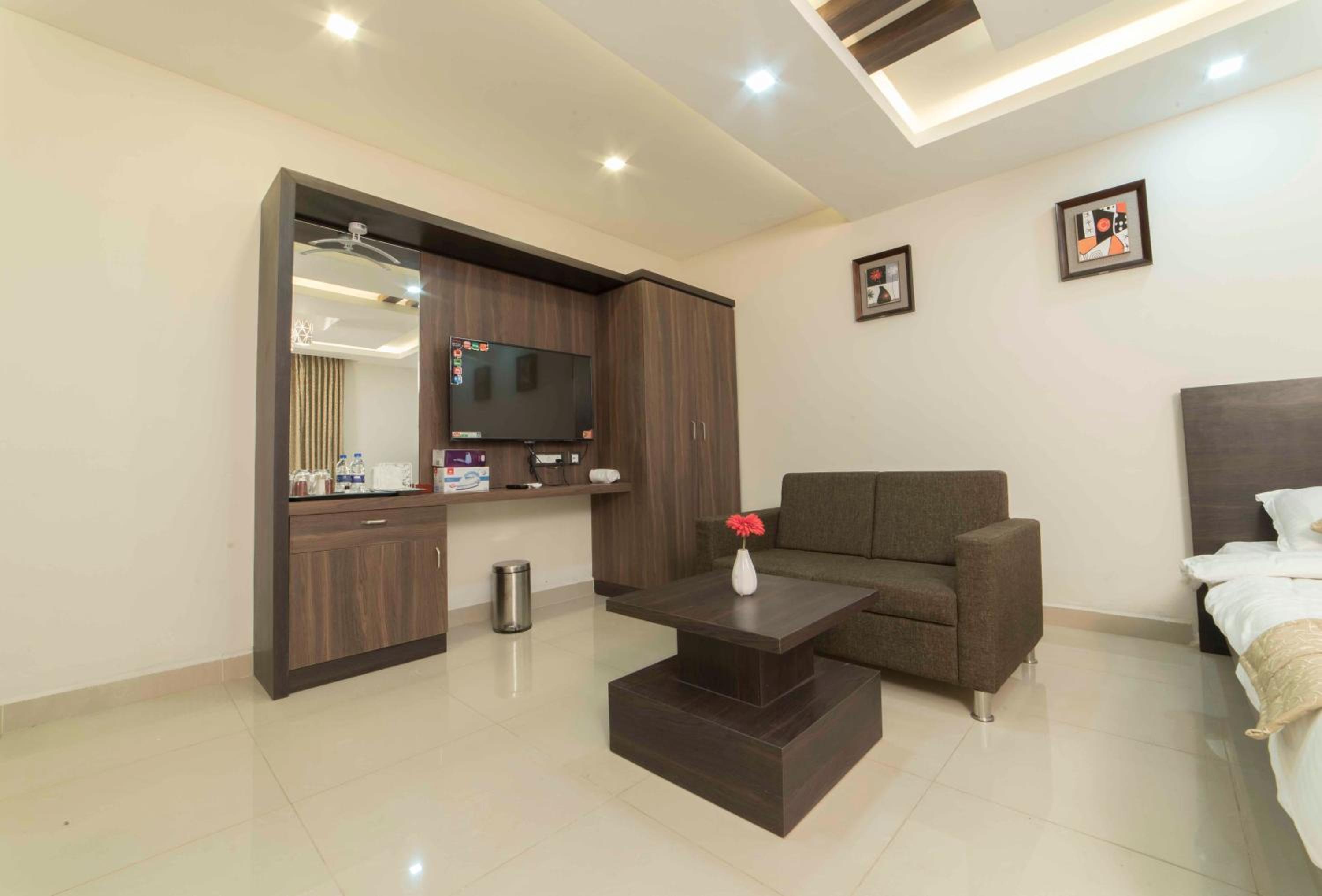 Deluxe Suite photo 3
