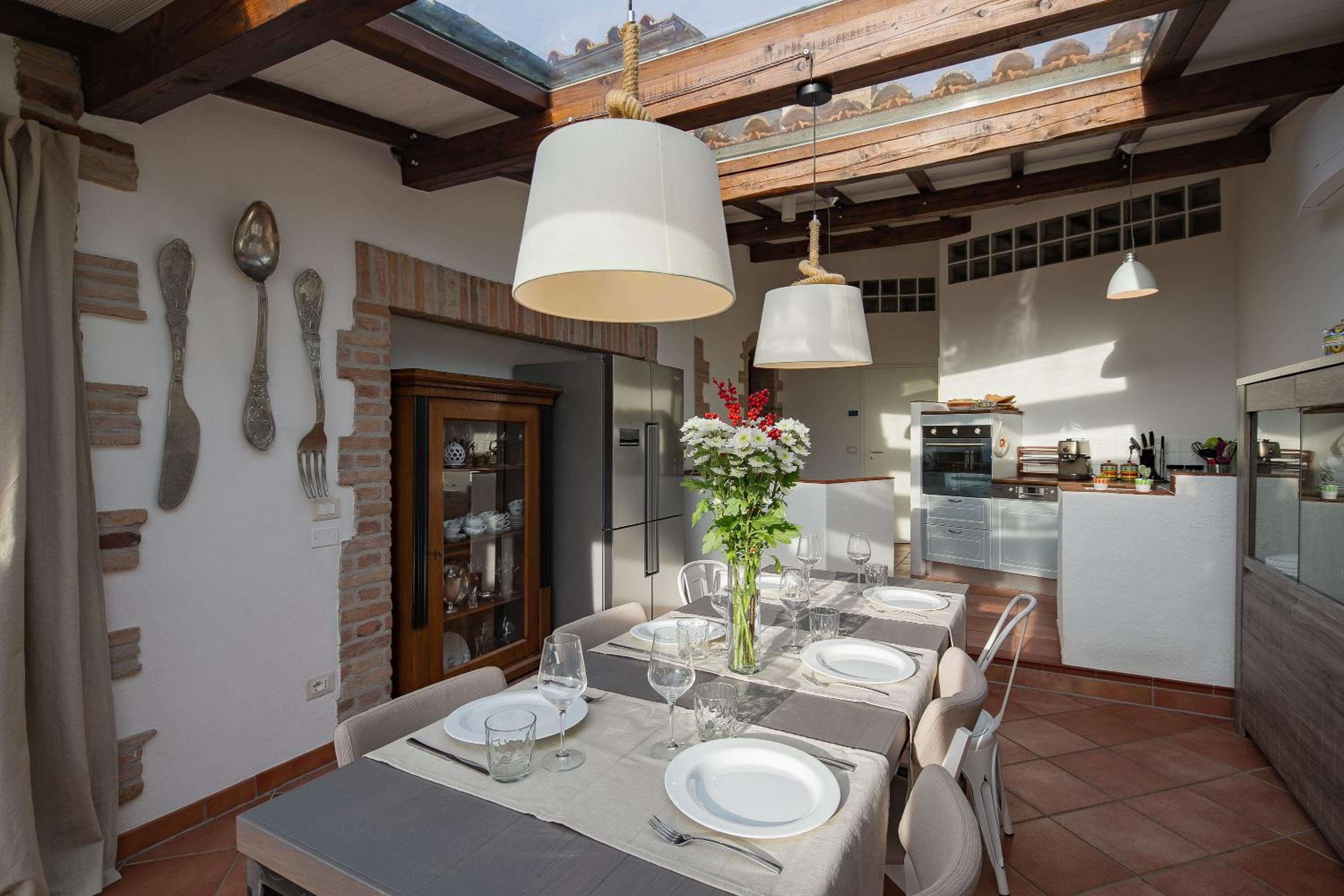 Four-Bedroom Villa photo 2
