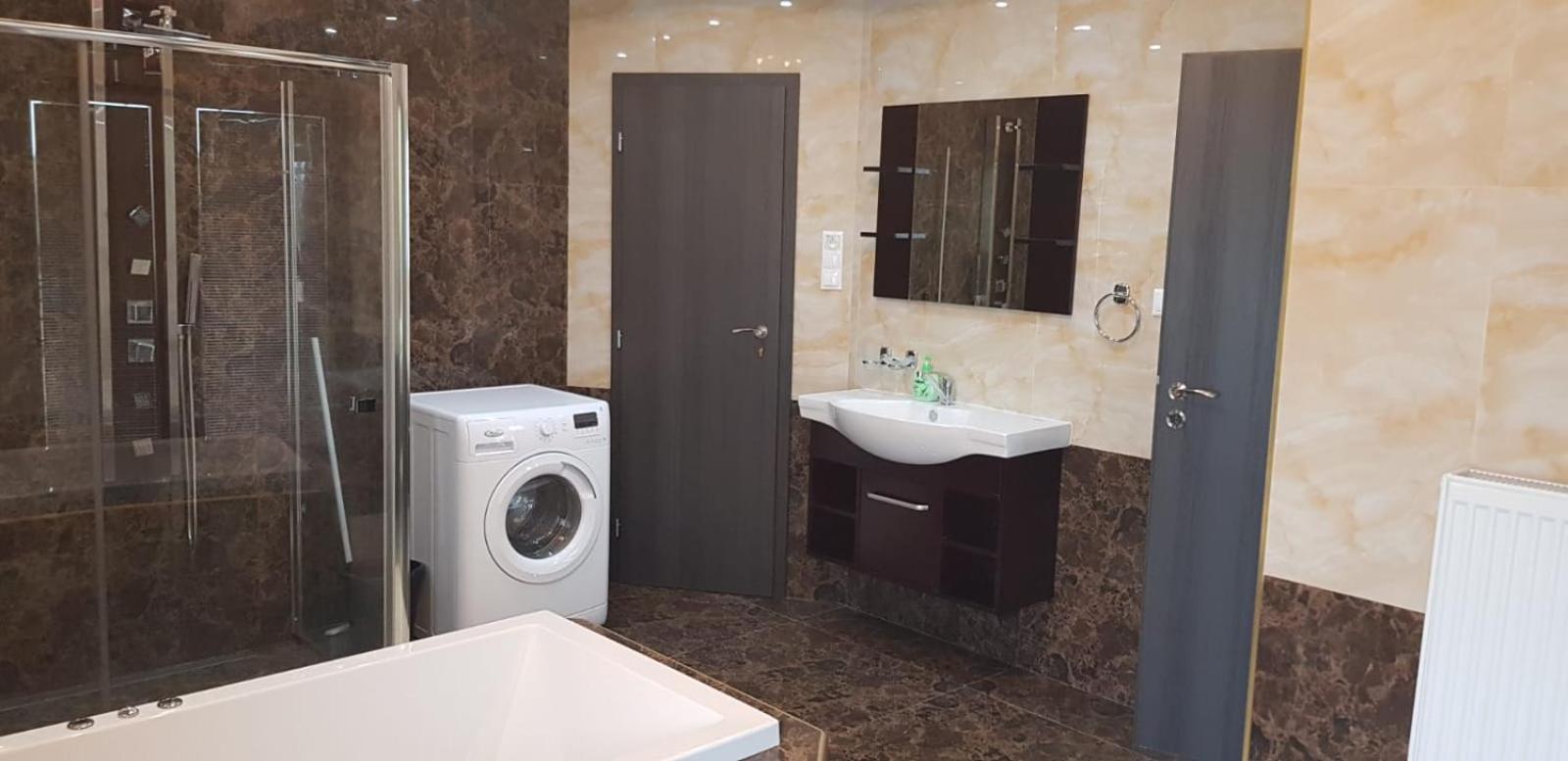 Deluxe Apartment - Photo 4