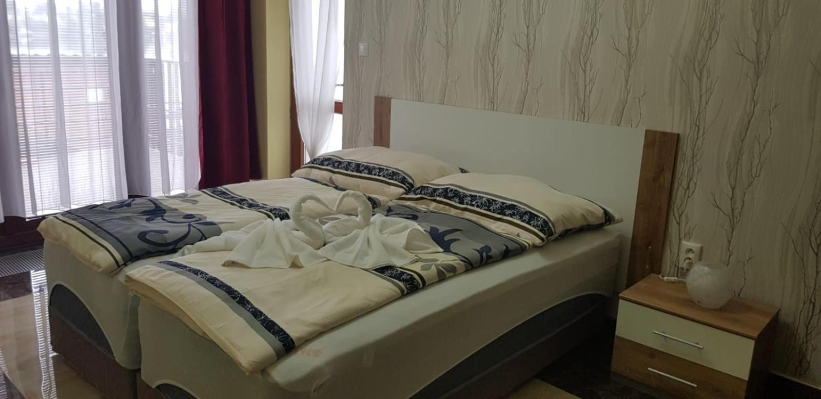 Deluxe Apartment - Photo 2