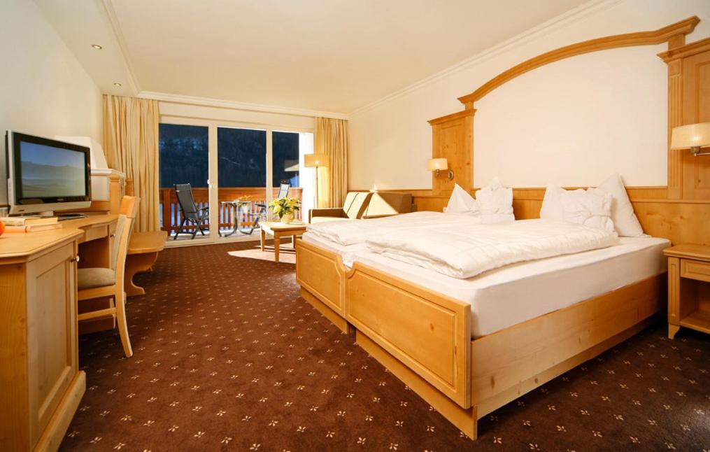 Superior Double Room - Photo 16