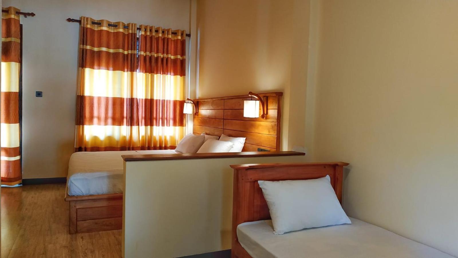 Deluxe Triple Room with Sea View