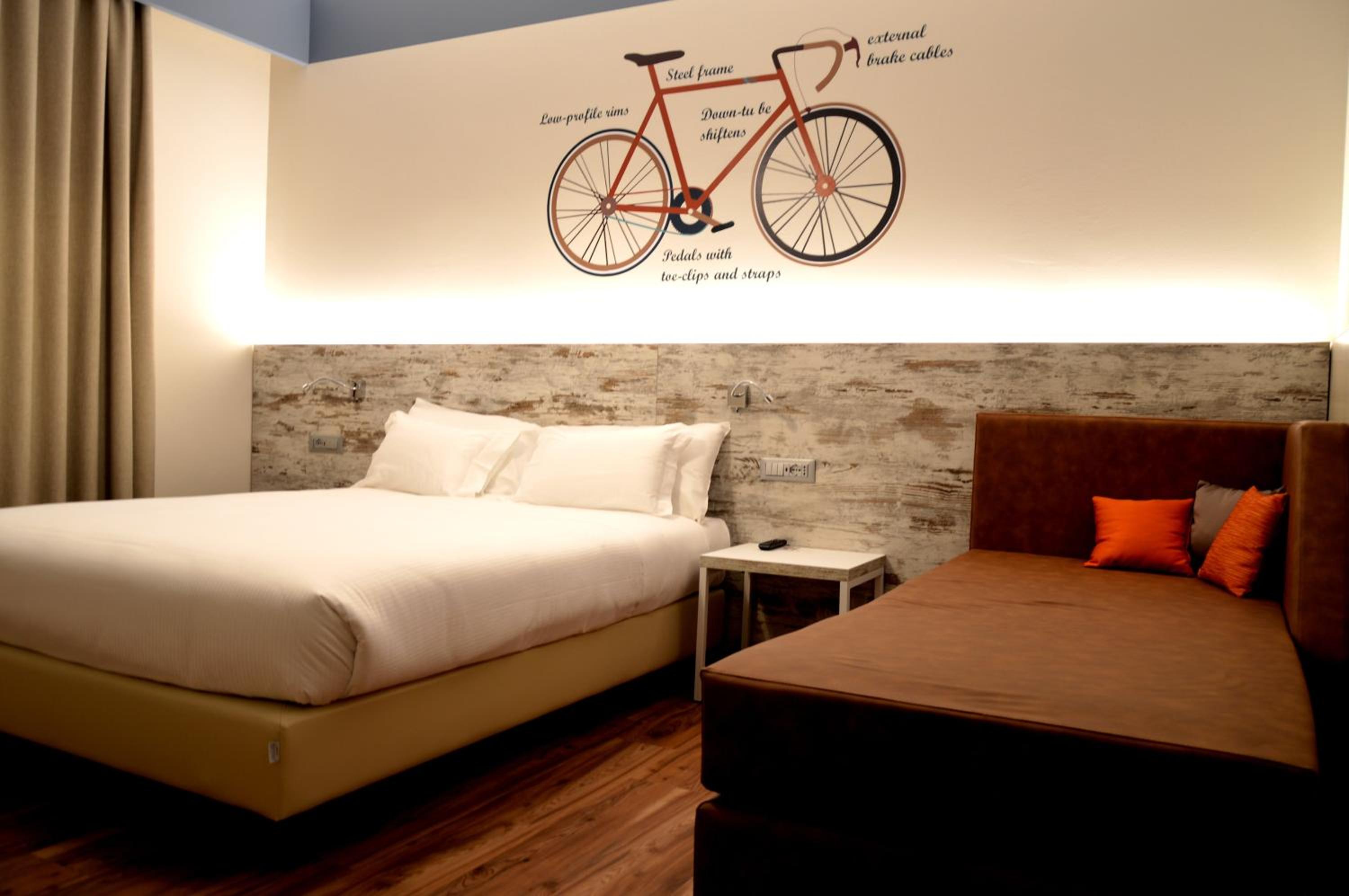 Comfort Queen Room - Non-Smoking  - Photo 5