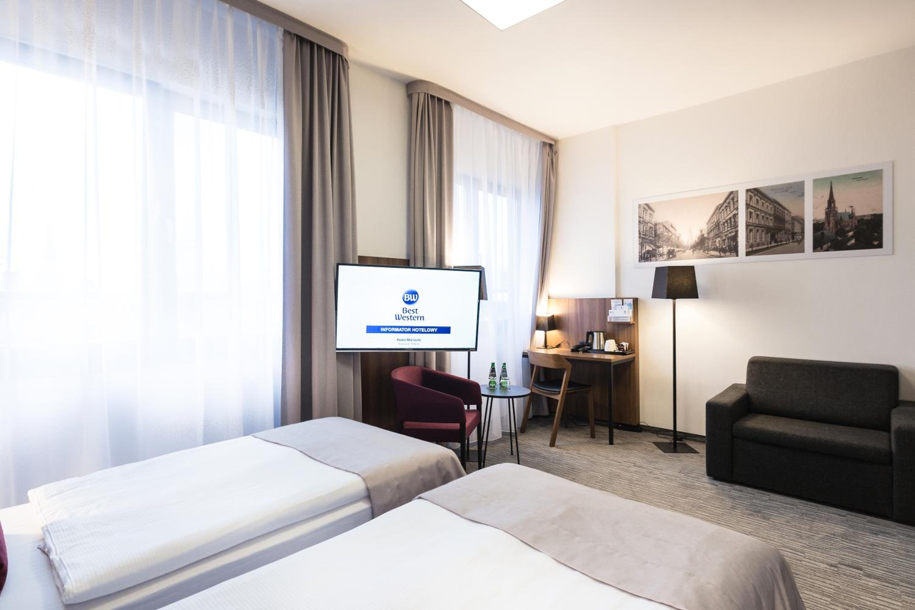 Standard Twin Room with Sofa - Photo 5