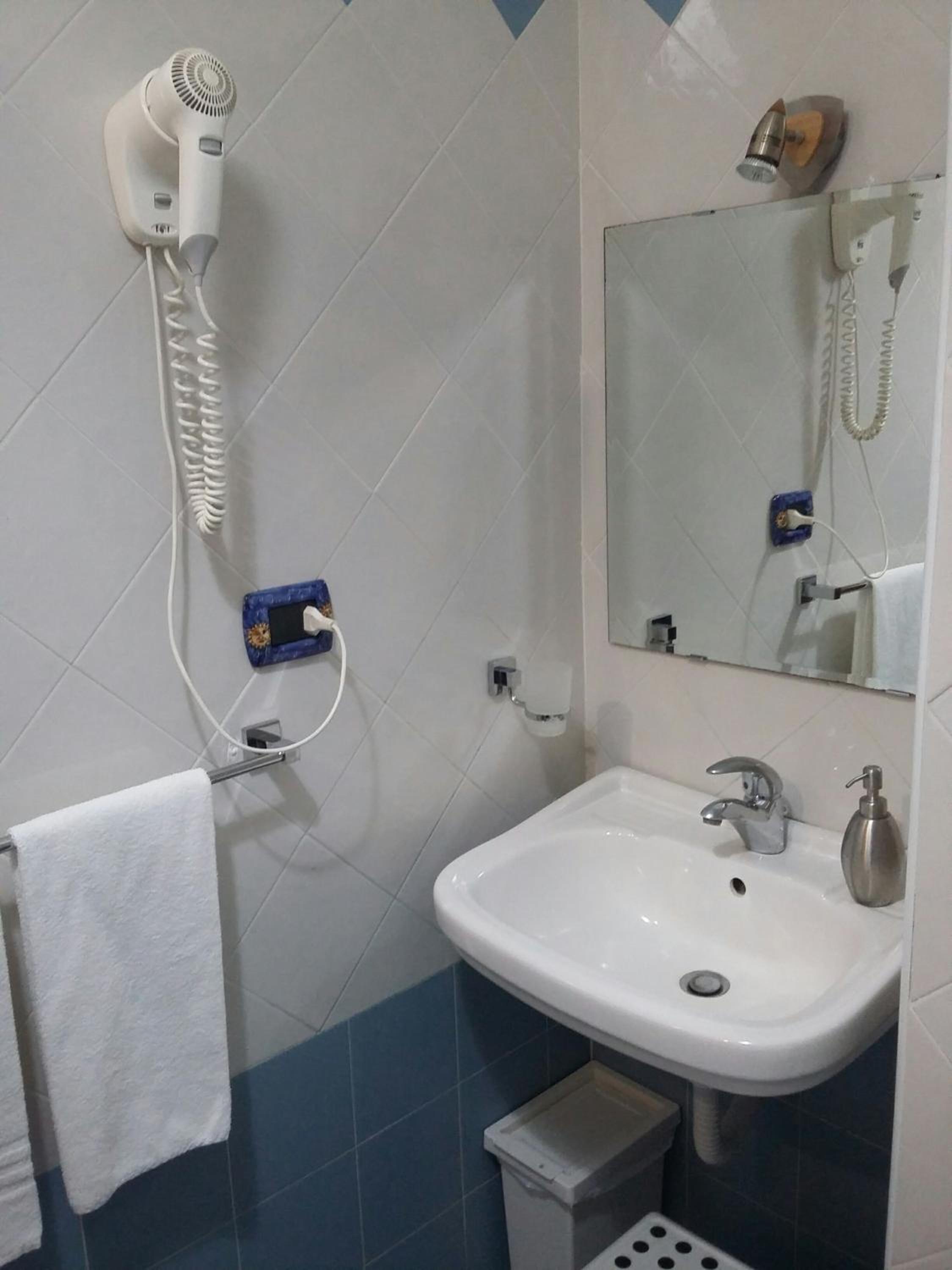 Double Room - Photo 49